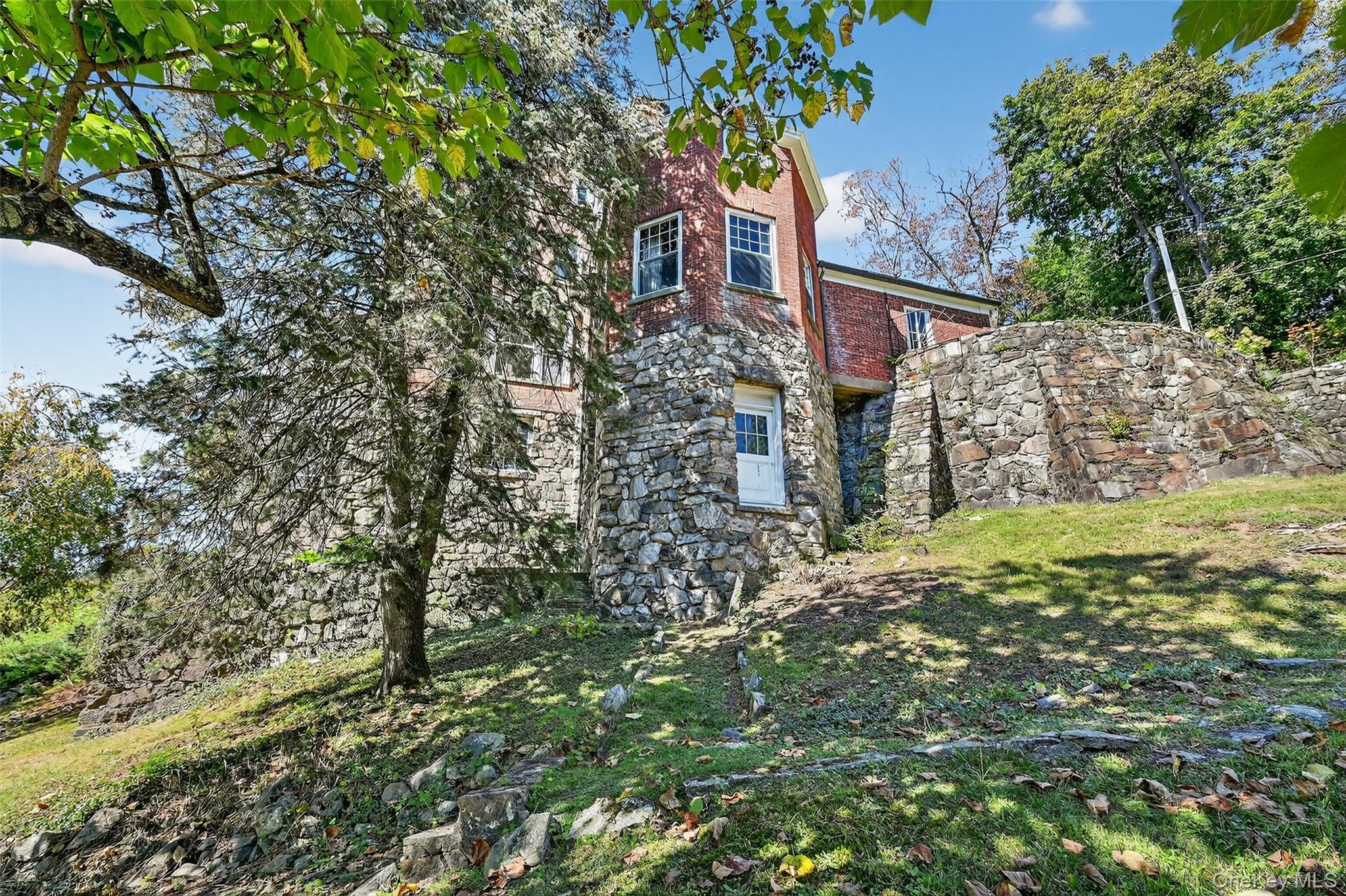 74 Tower Hill Loop E, Tuxedo Park, NY 10987