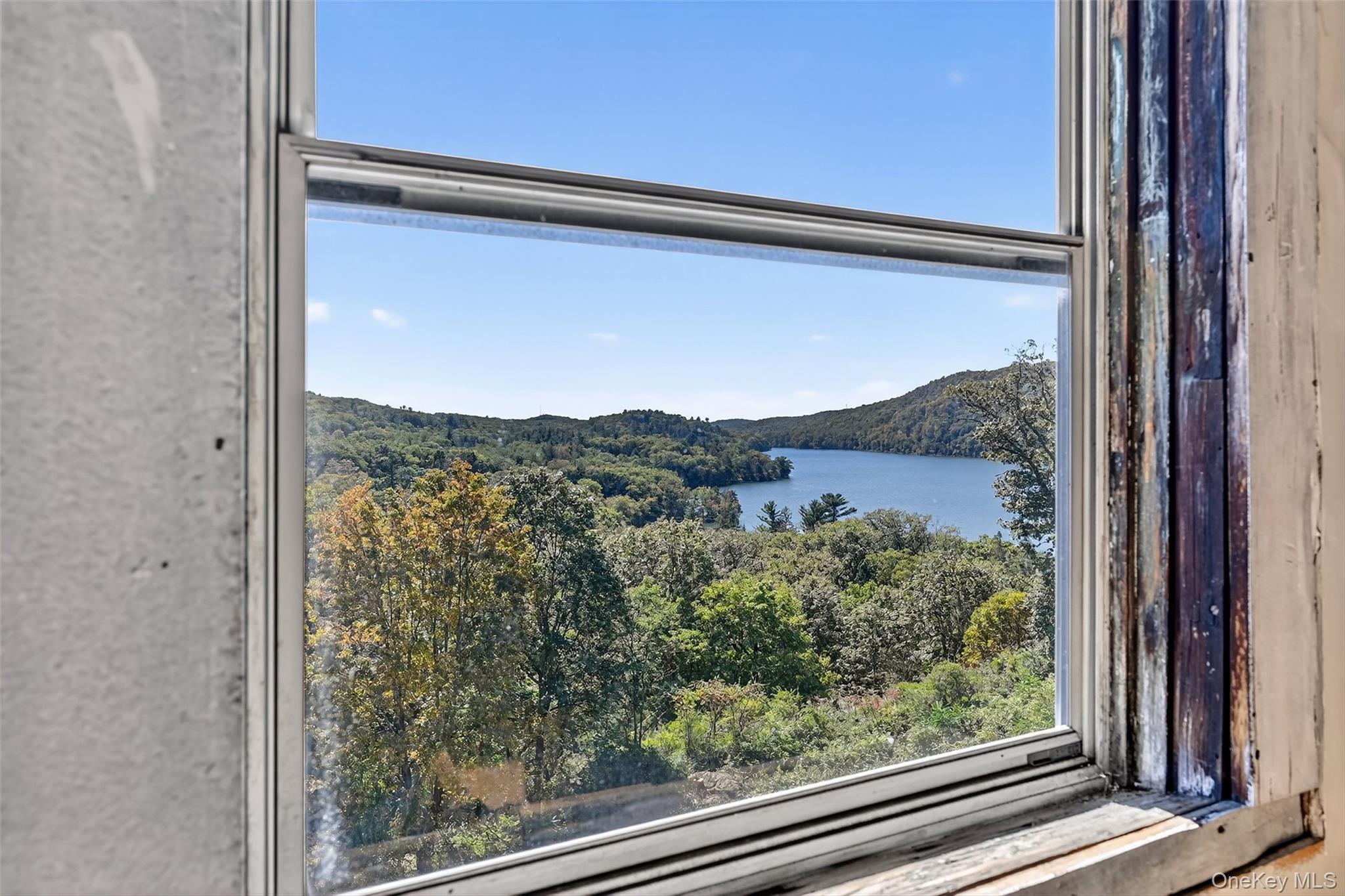 74 Tower Hill Loop E, Tuxedo Park, NY 10987