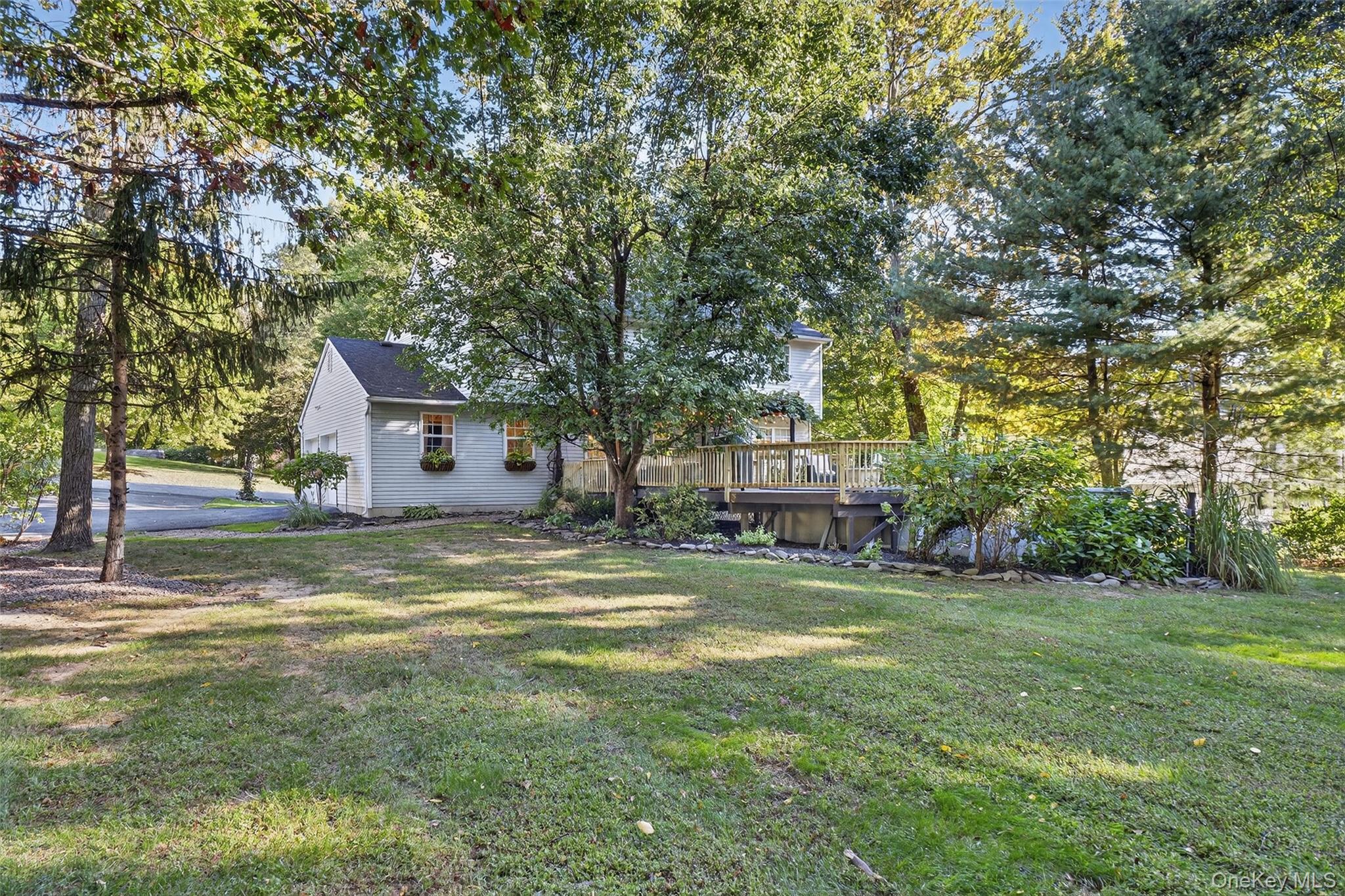 126 Foxwood Dr S, Newburgh, NY 12550