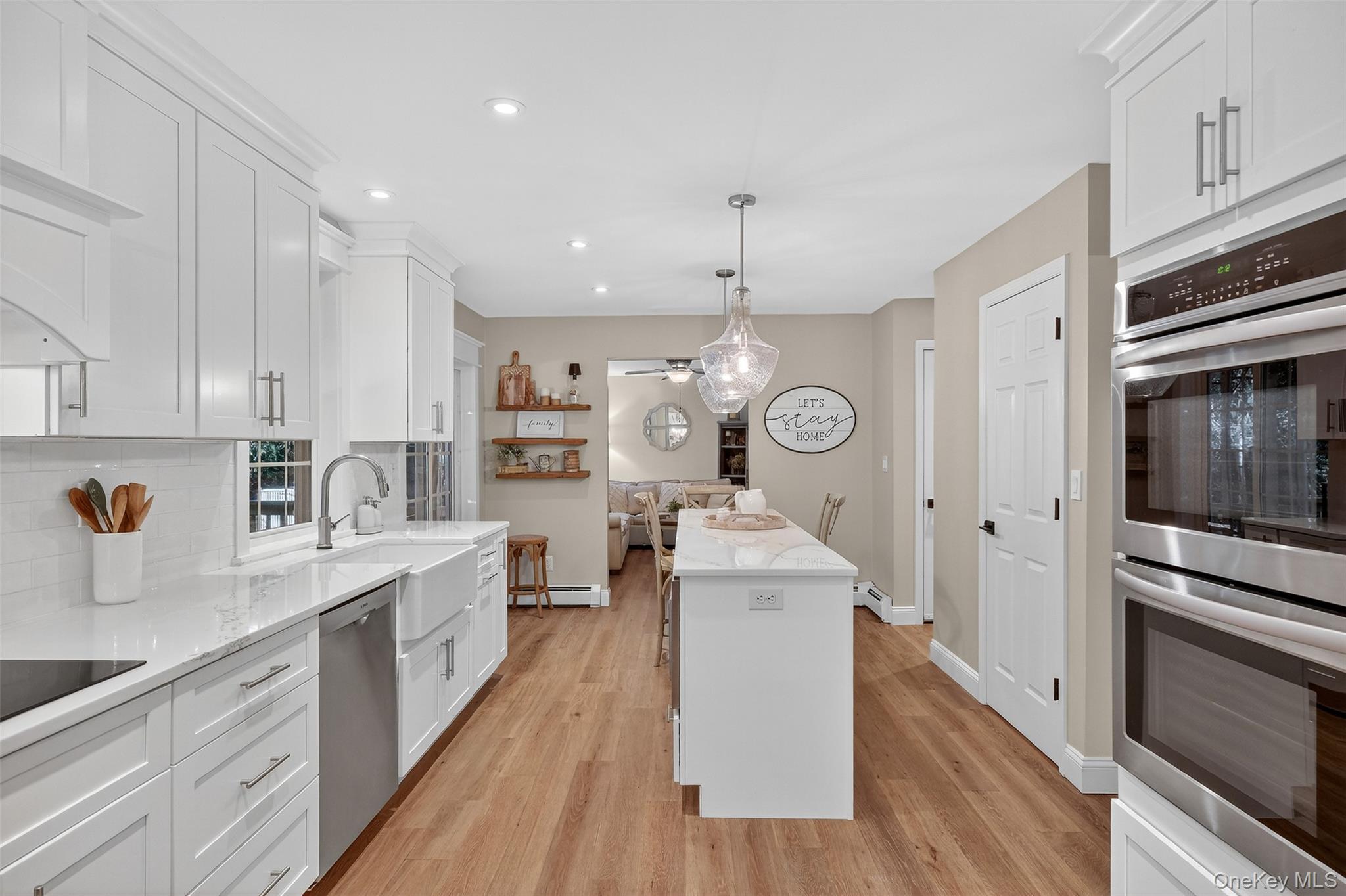 126 Foxwood Dr S, Newburgh, NY 12550