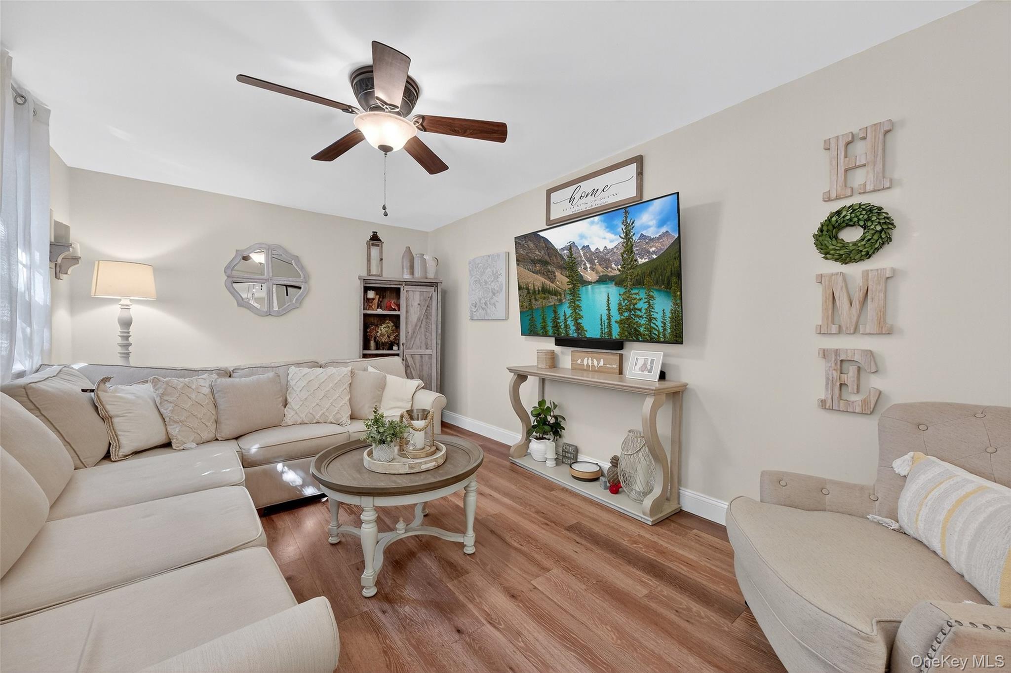 126 Foxwood Dr S, Newburgh, NY 12550