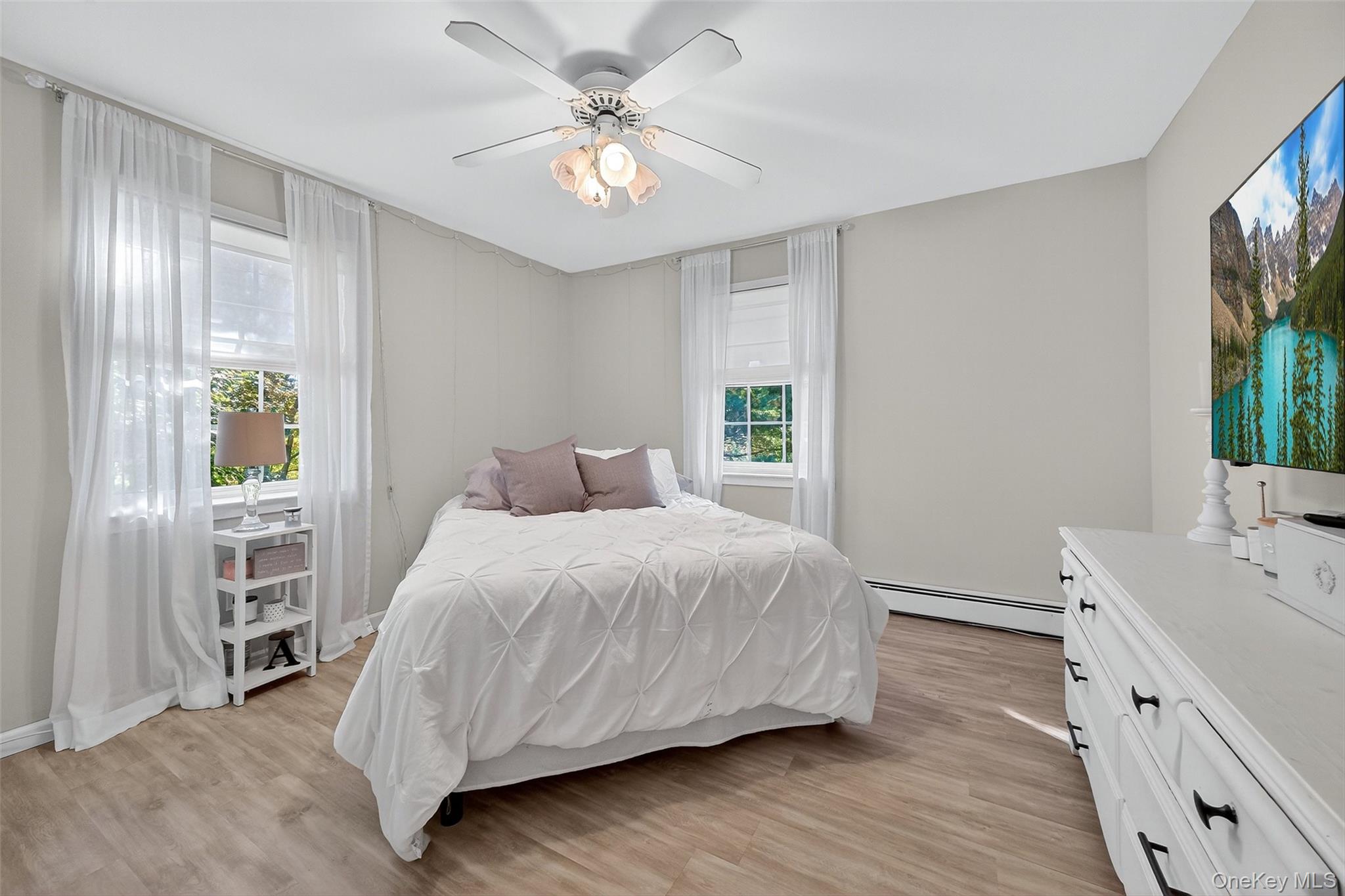 126 Foxwood Dr S, Newburgh, NY 12550