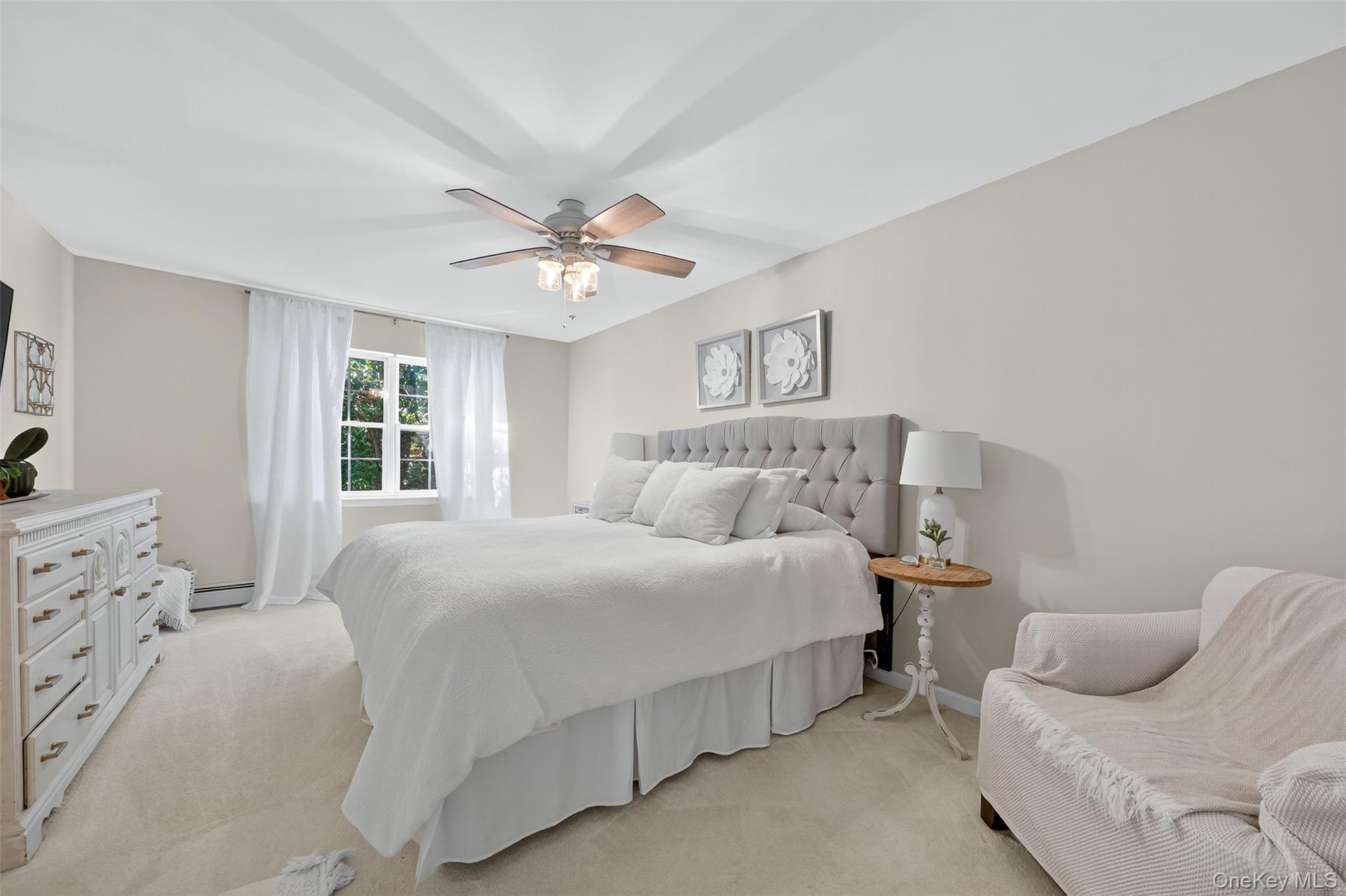 126 Foxwood Dr S, Newburgh, NY 12550