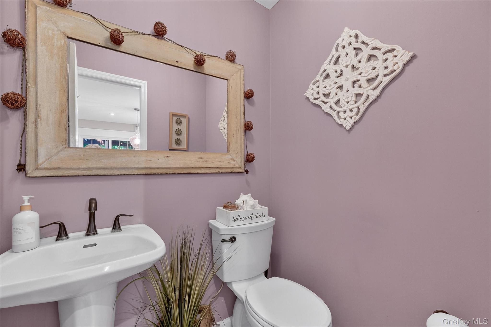 126 Foxwood Dr S, Newburgh, NY 12550