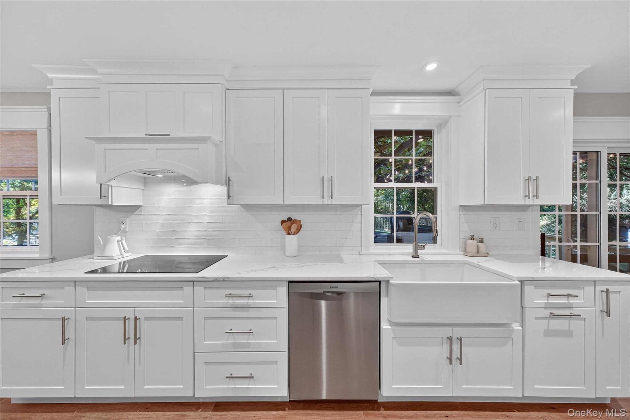 126 Foxwood Dr S, Newburgh, NY 12550