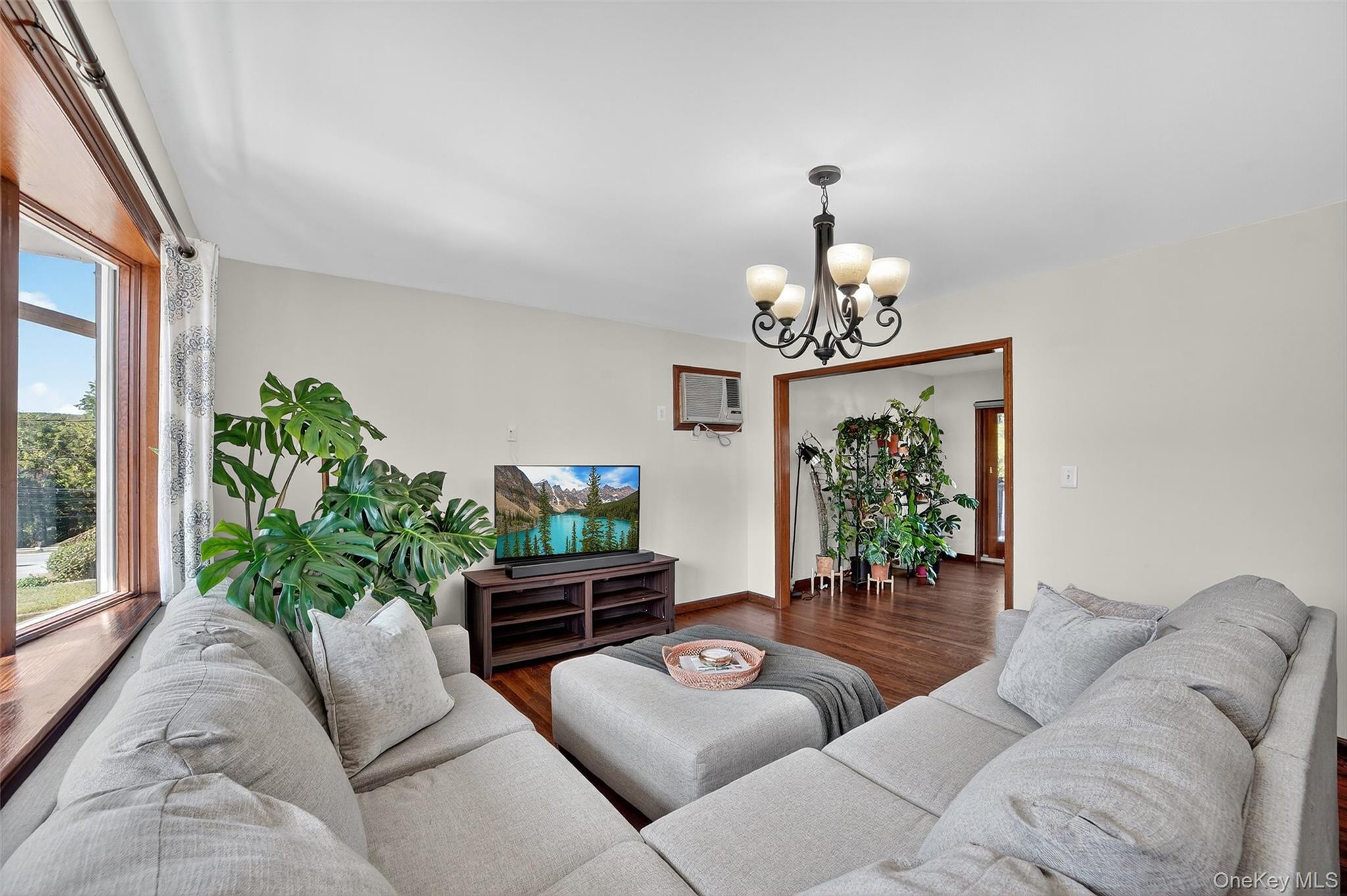 916 Bernard Road, Peekskill, NY 10566