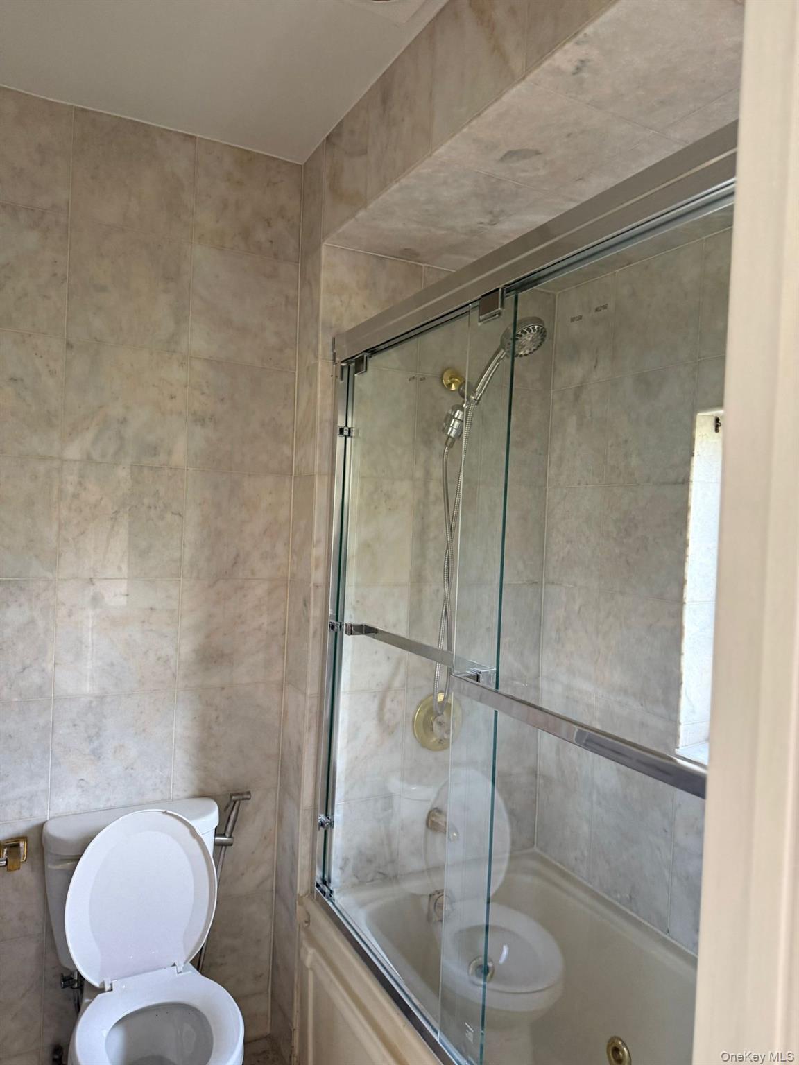 215 Middle Neck Road # D3, Great Neck, NY 11021