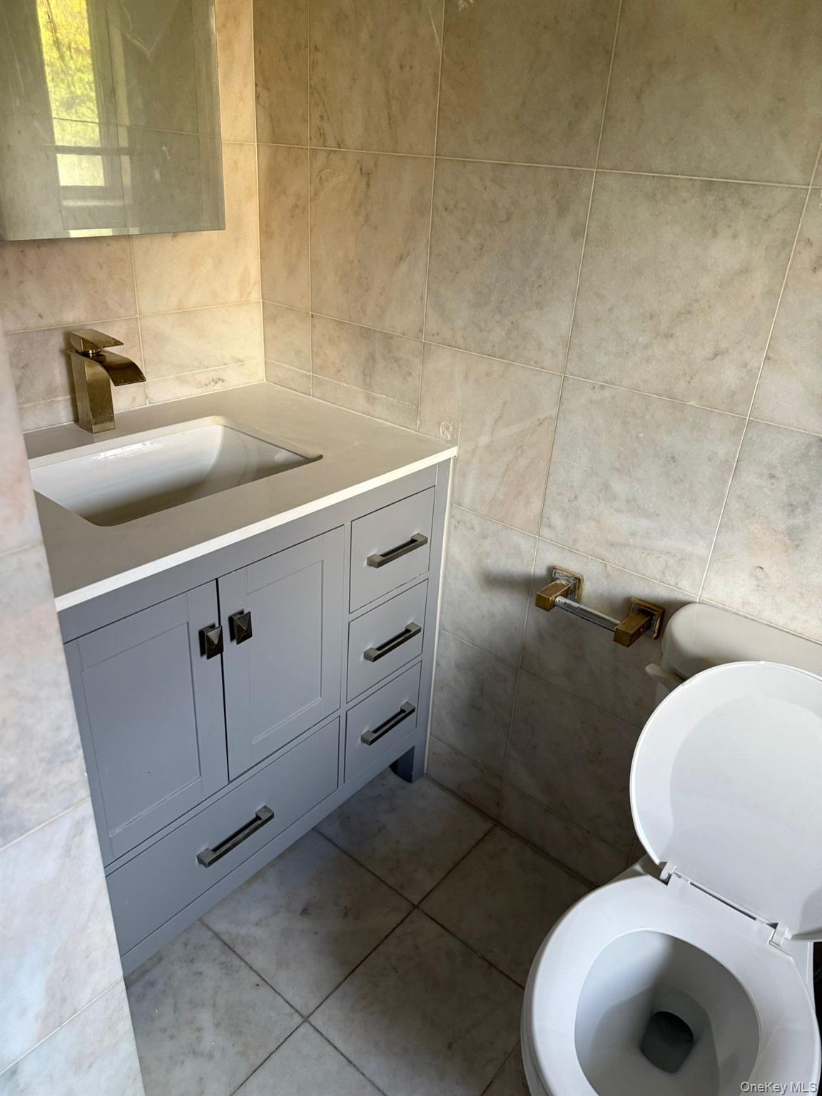 215 Middle Neck Road # D3, Great Neck, NY 11021