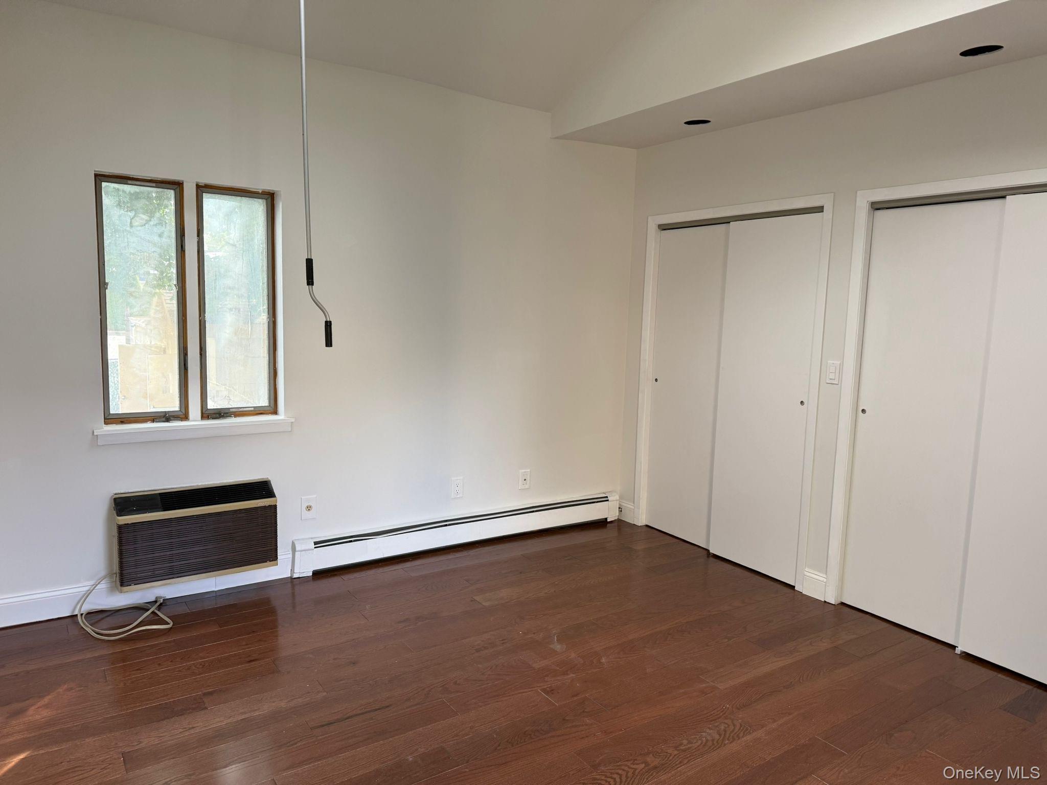 215 Middle Neck Road # D3, Great Neck, NY 11021