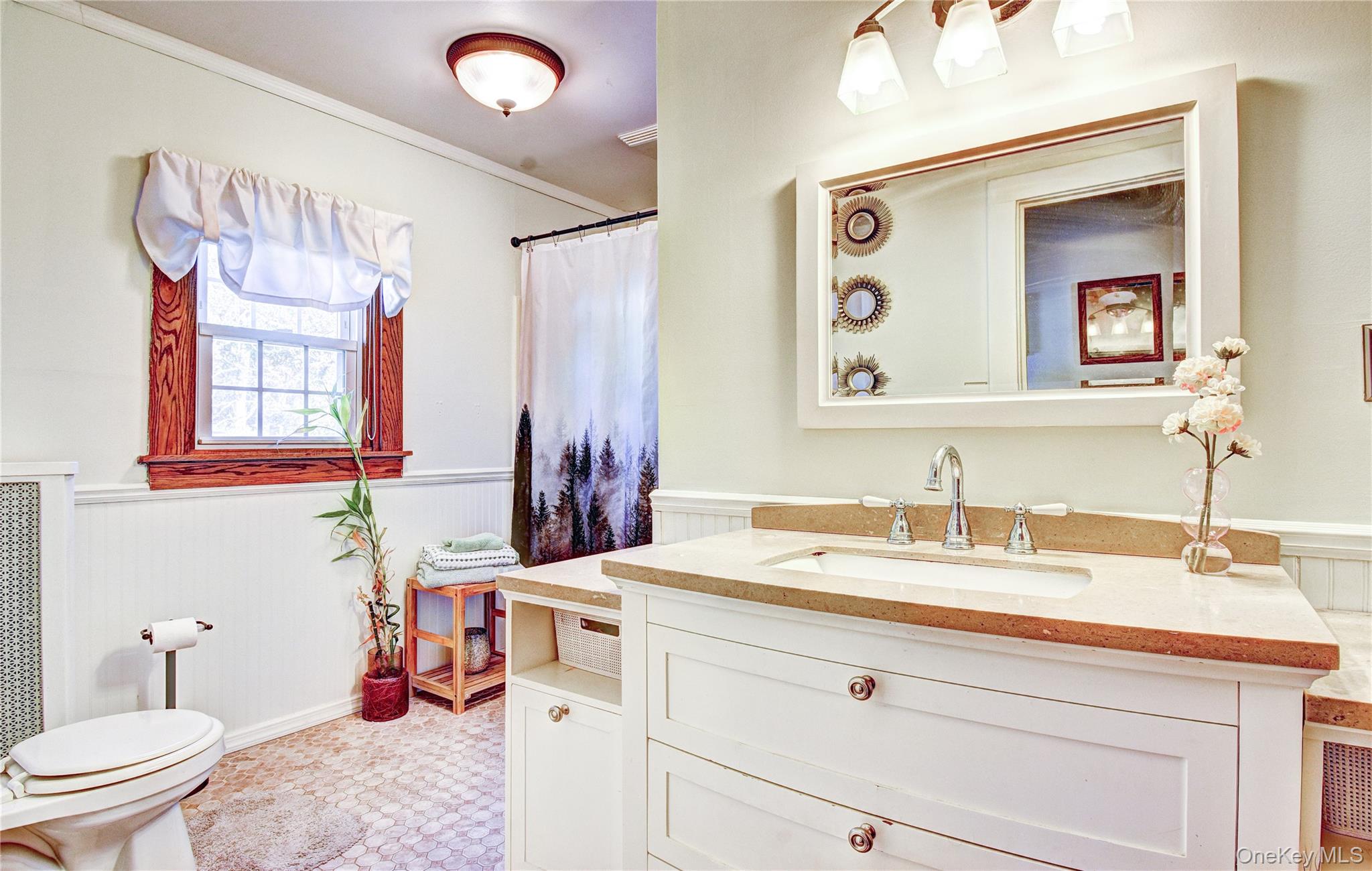 99 S Main Street, Florida, NY 10921