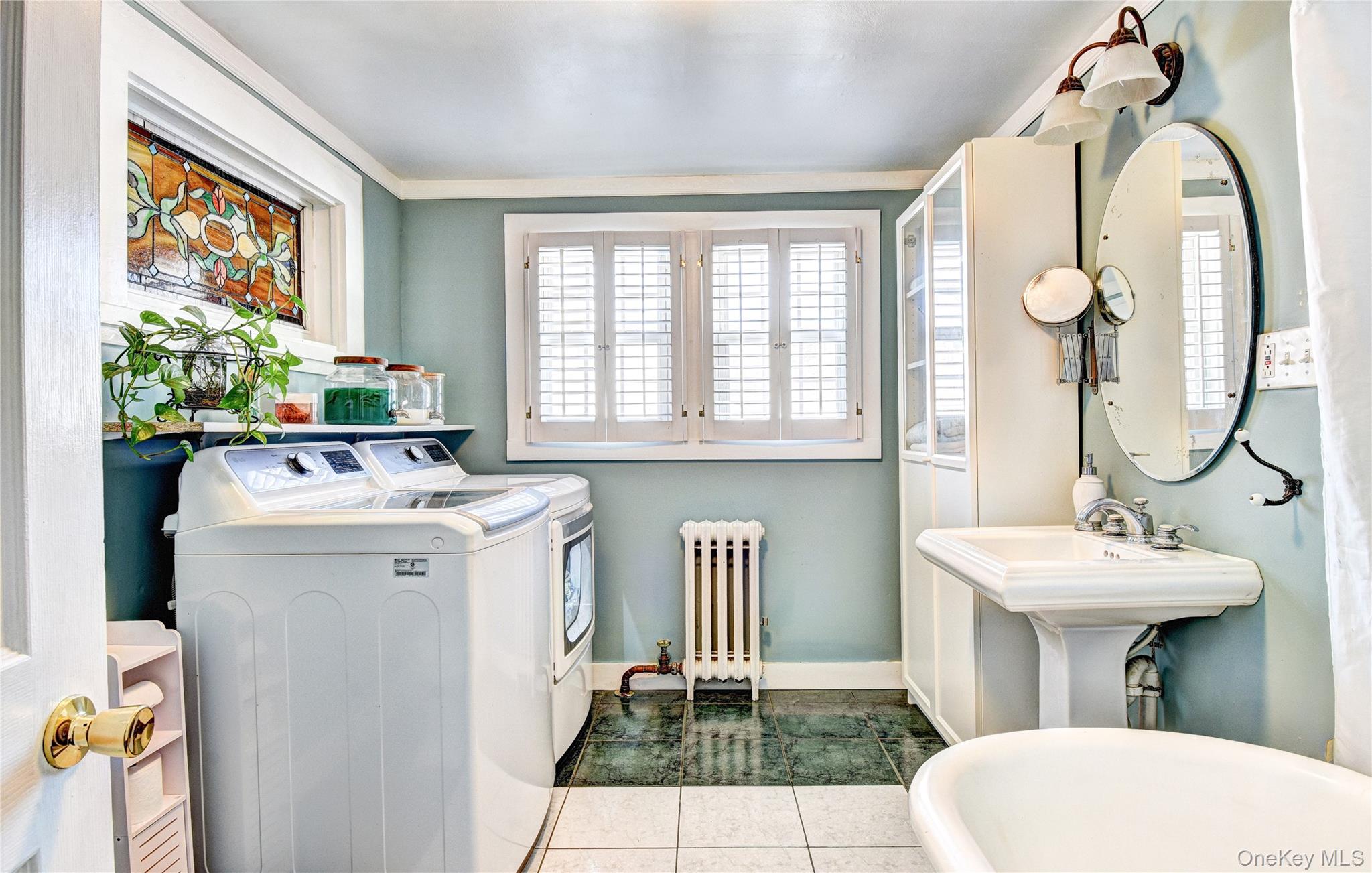 99 S Main Street, Florida, NY 10921