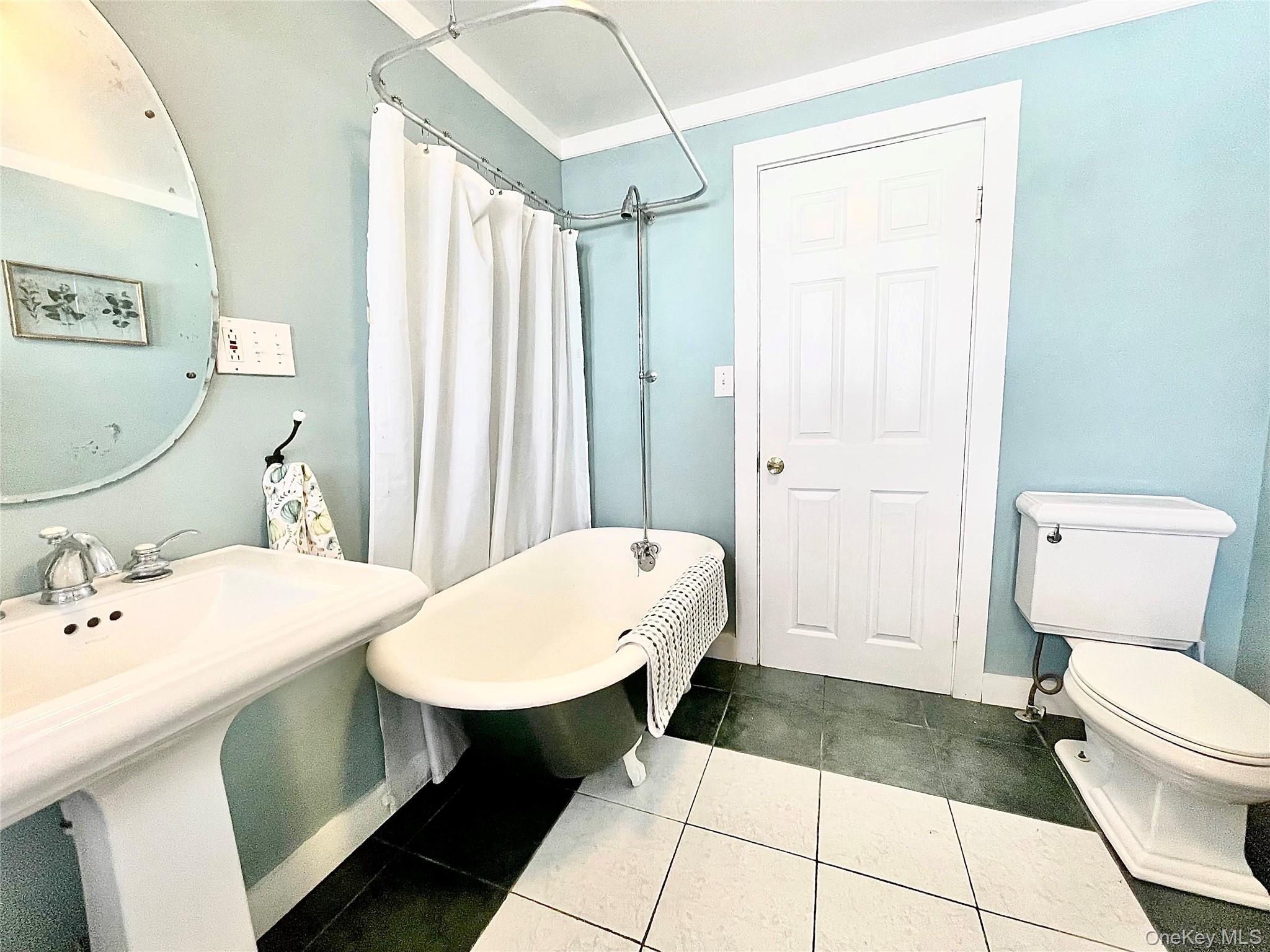 99 S Main Street, Florida, NY 10921