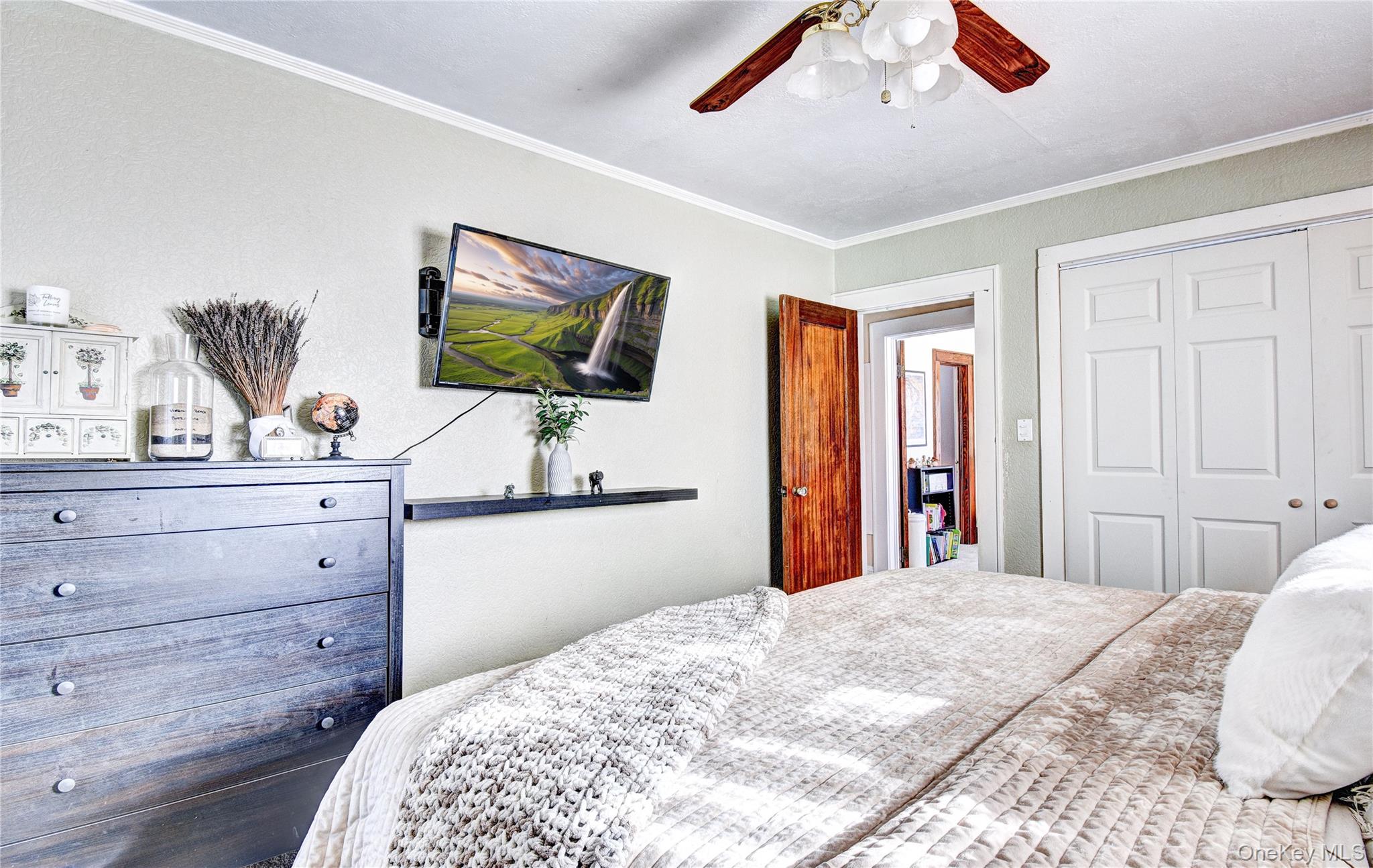 99 S Main Street, Florida, NY 10921