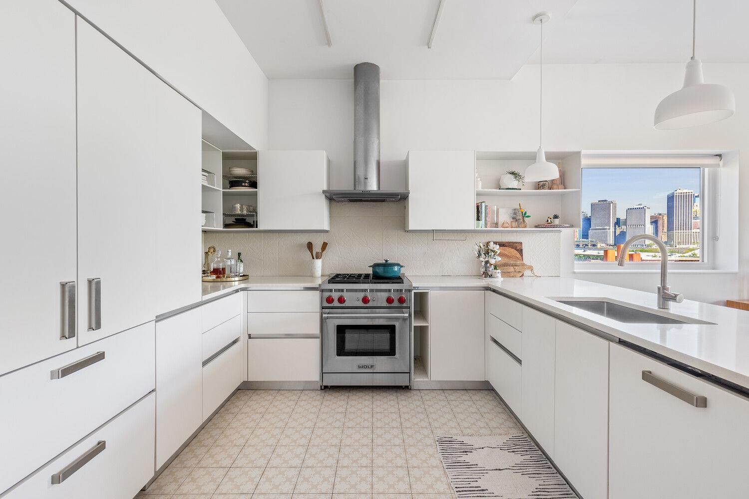 84 CONGRESS Street # PH, Brooklyn, NY 11201