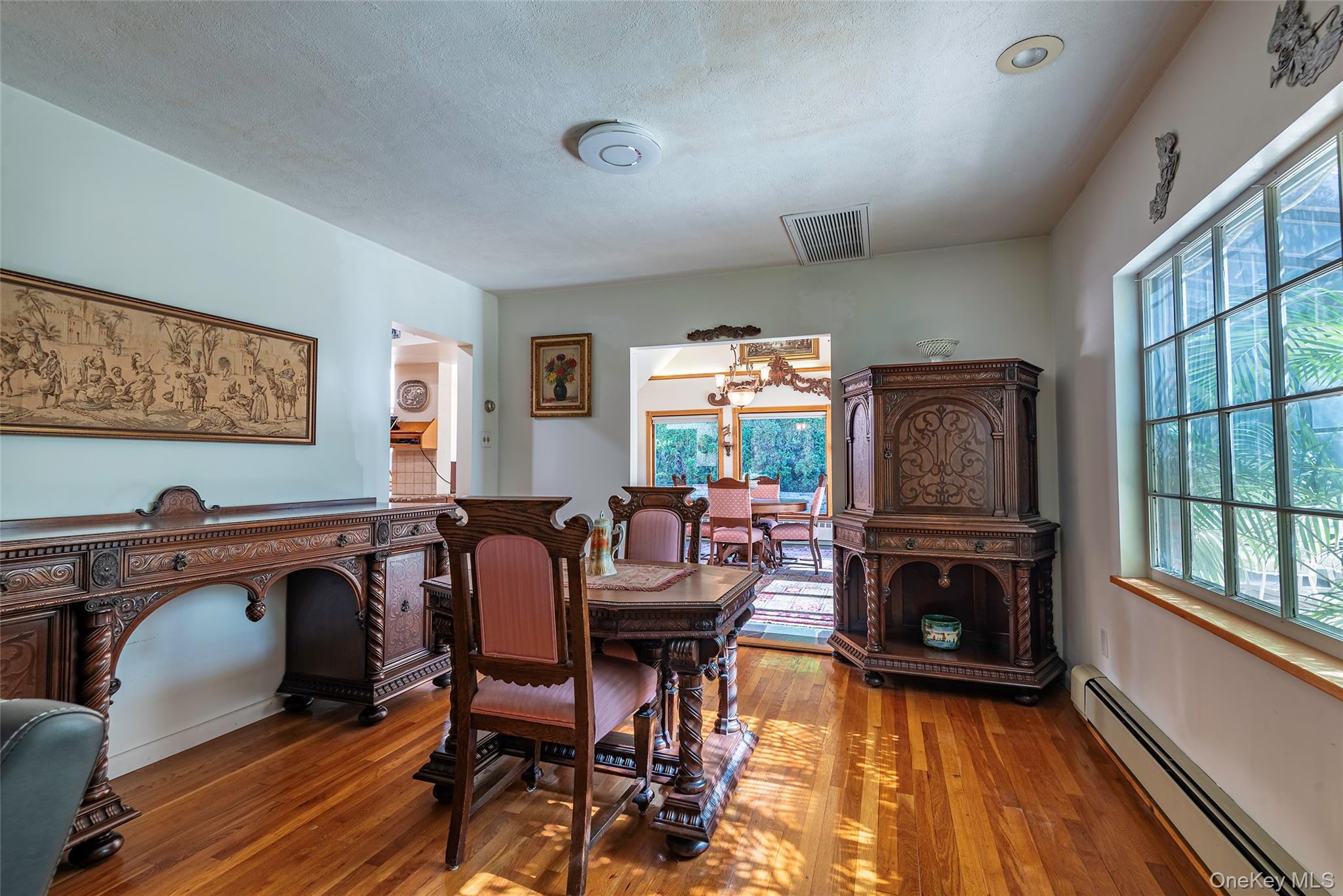 53-21 240th Street, Douglaston, NY 11362