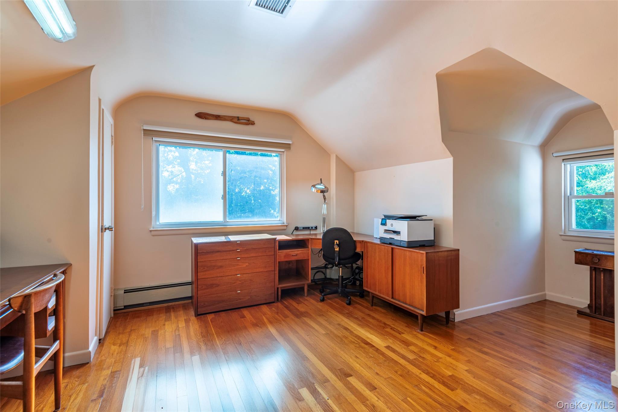 53-21 240th Street, Douglaston, NY 11362