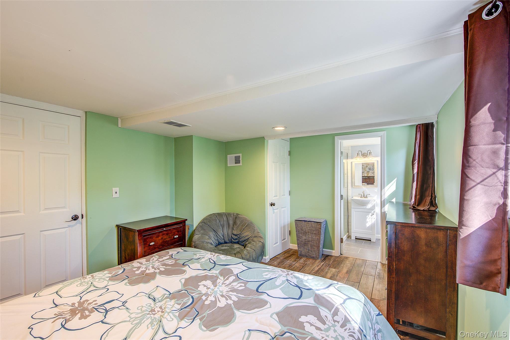 153 Berkshire Drive, Farmingville, NY 11738