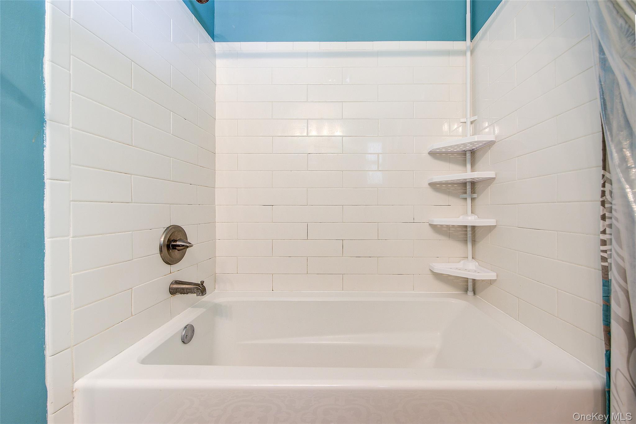 153 Berkshire Drive, Farmingville, NY 11738