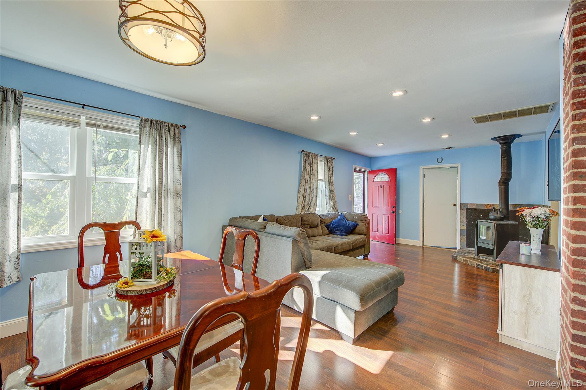 153 Berkshire Drive, Farmingville, NY 11738