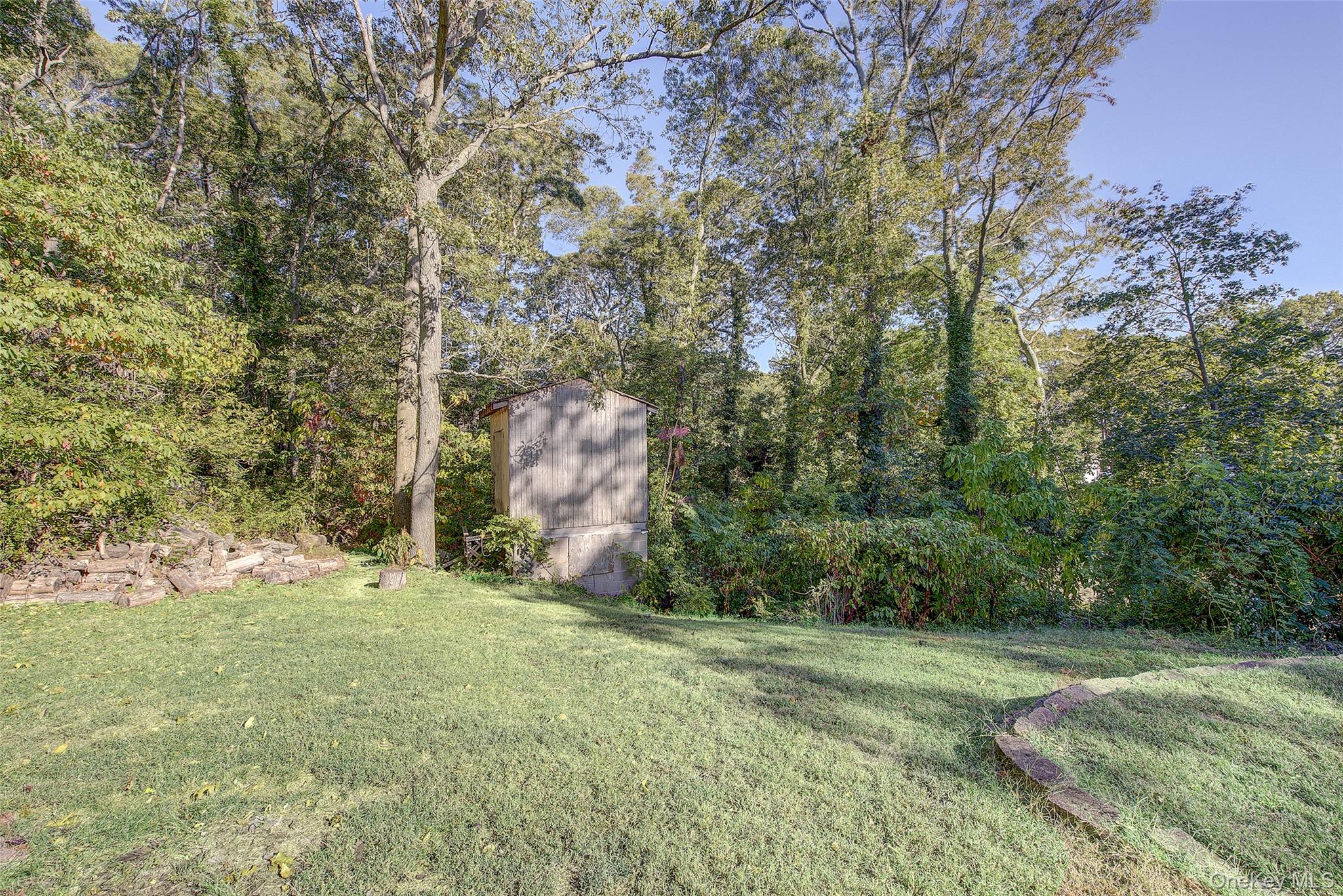 153 Berkshire Drive, Farmingville, NY 11738