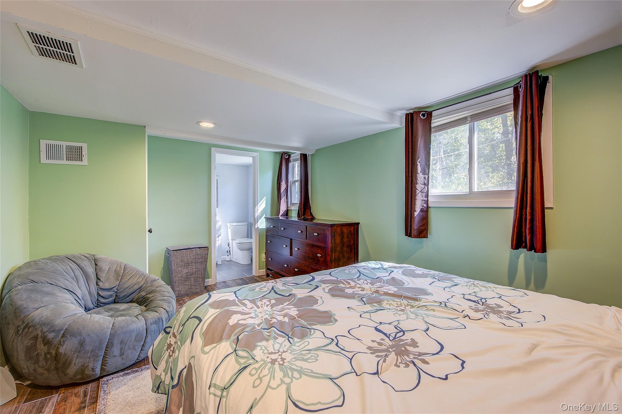 153 Berkshire Drive, Farmingville, NY 11738