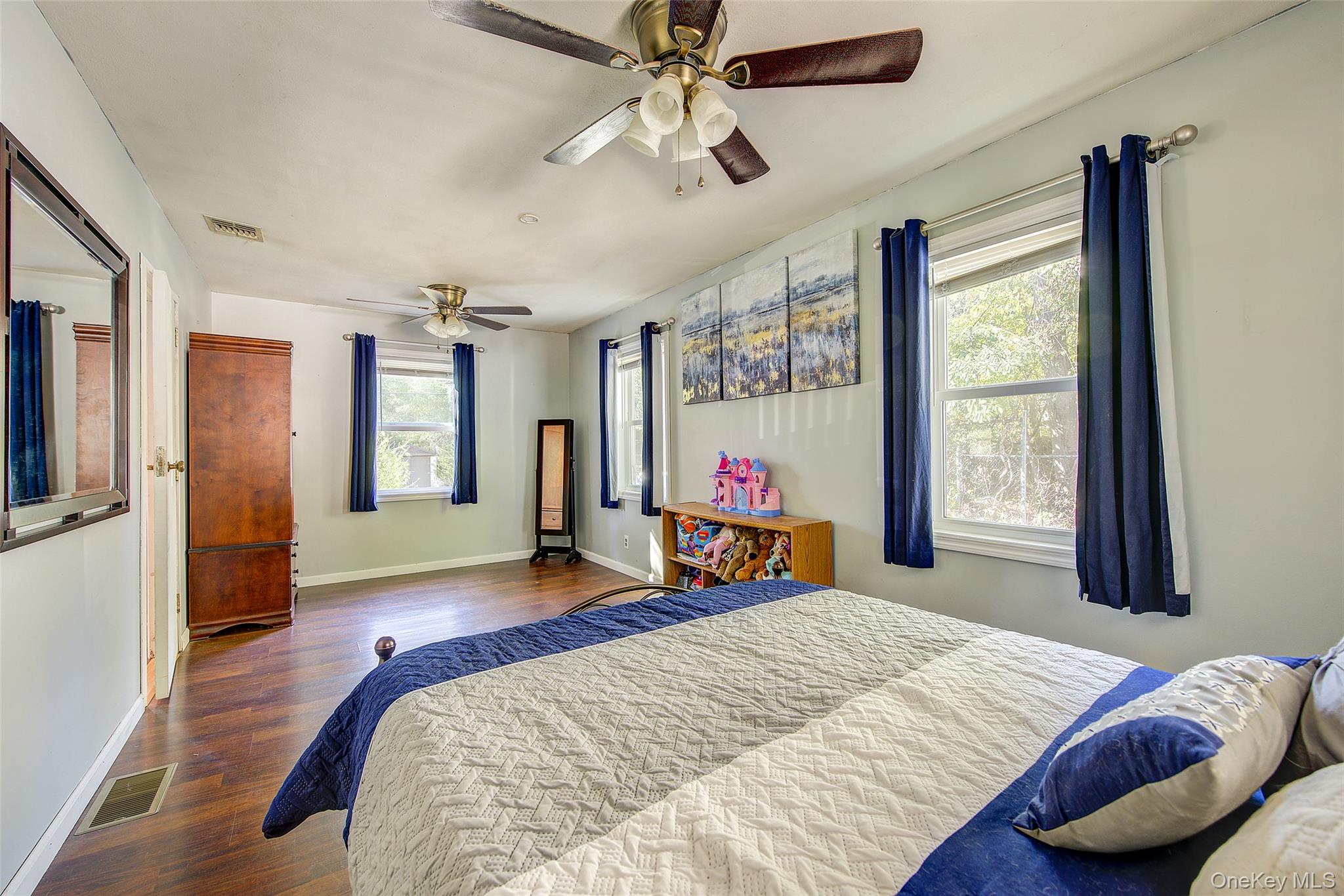 153 Berkshire Drive, Farmingville, NY 11738