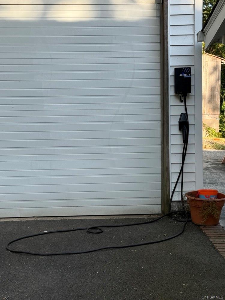 153 Berkshire Drive, Farmingville, NY 11738