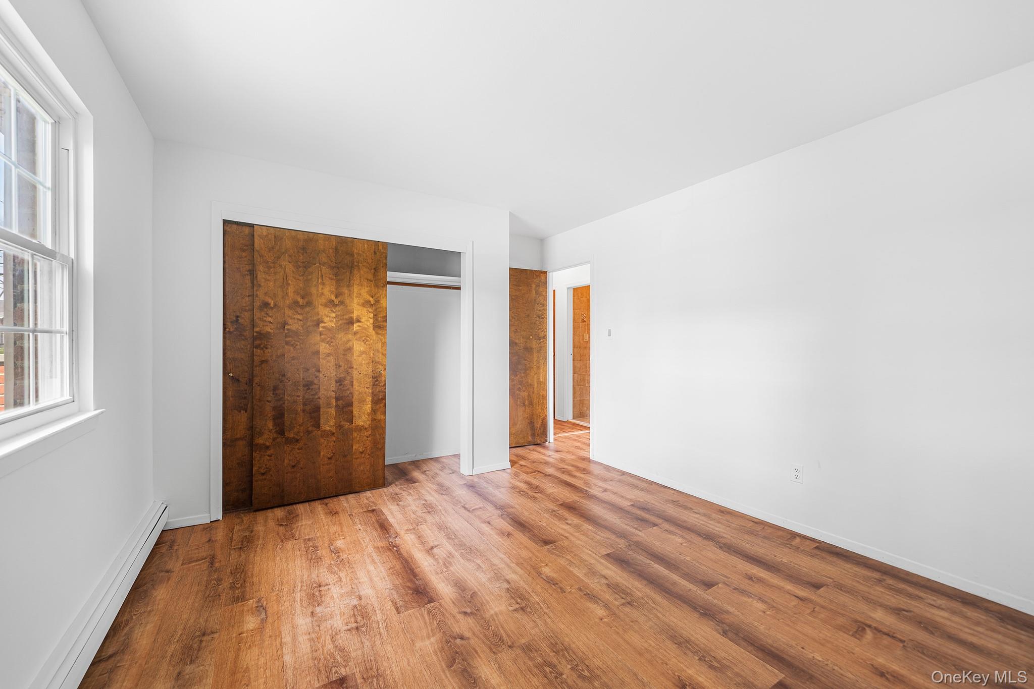 128 N Windhorst Avenue, Bethpage, NY 11714