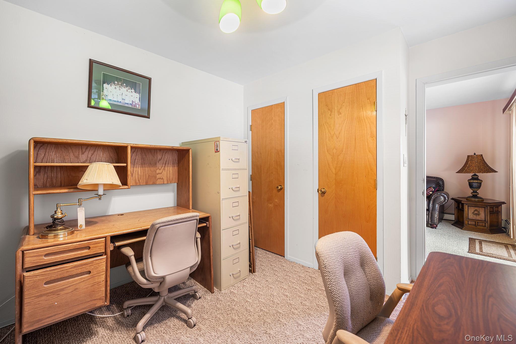 128 N Windhorst Avenue, Bethpage, NY 11714