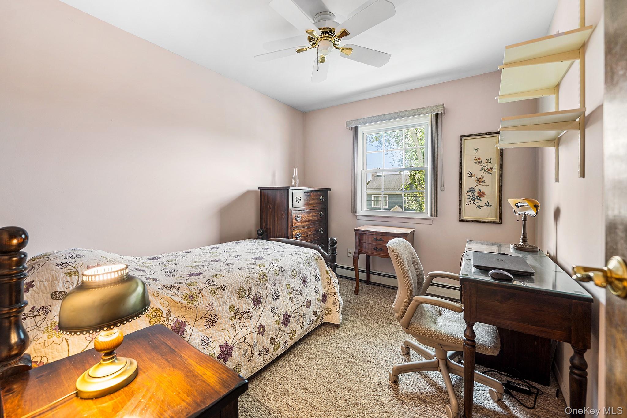 128 N Windhorst Avenue, Bethpage, NY 11714