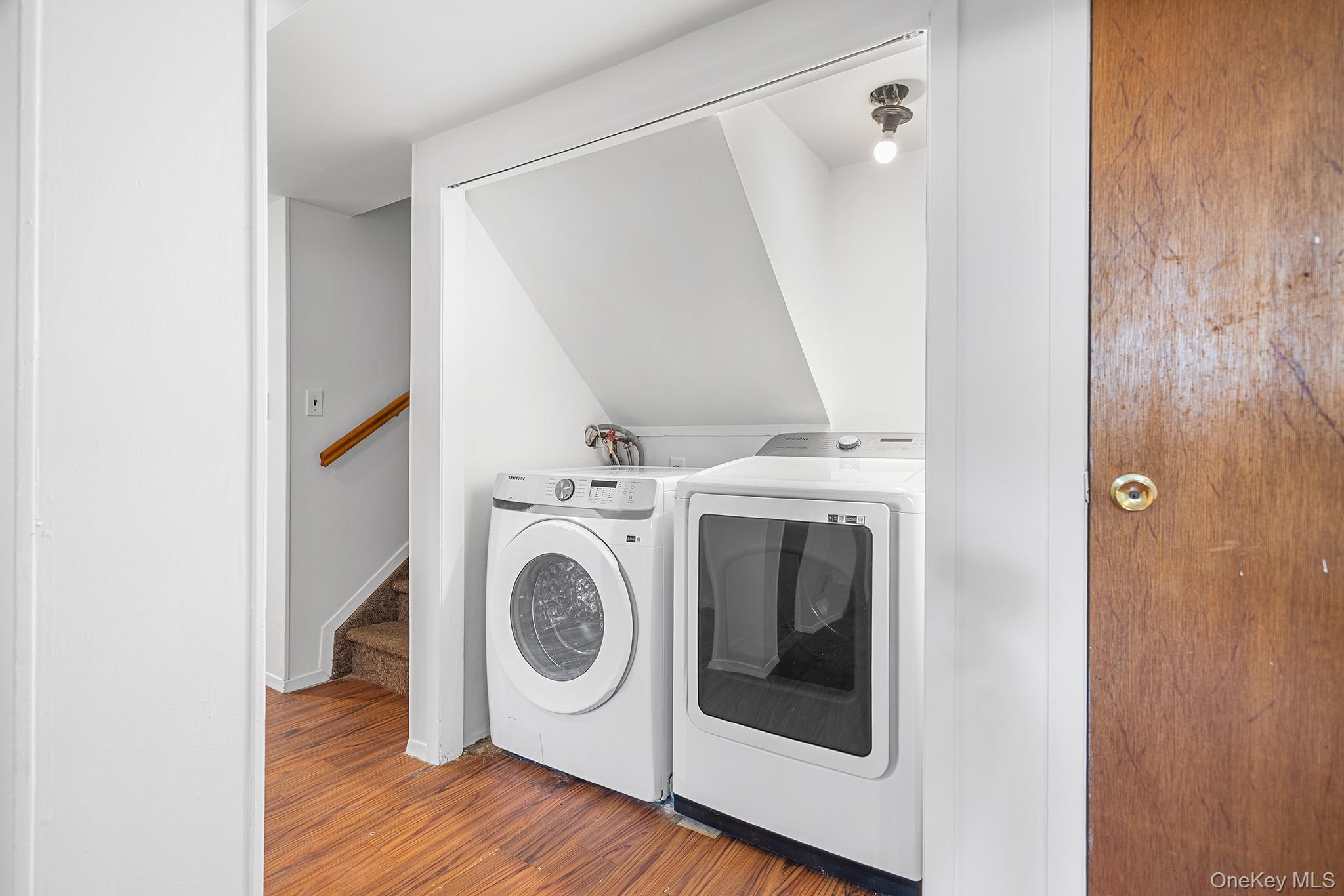 128 N Windhorst Avenue, Bethpage, NY 11714