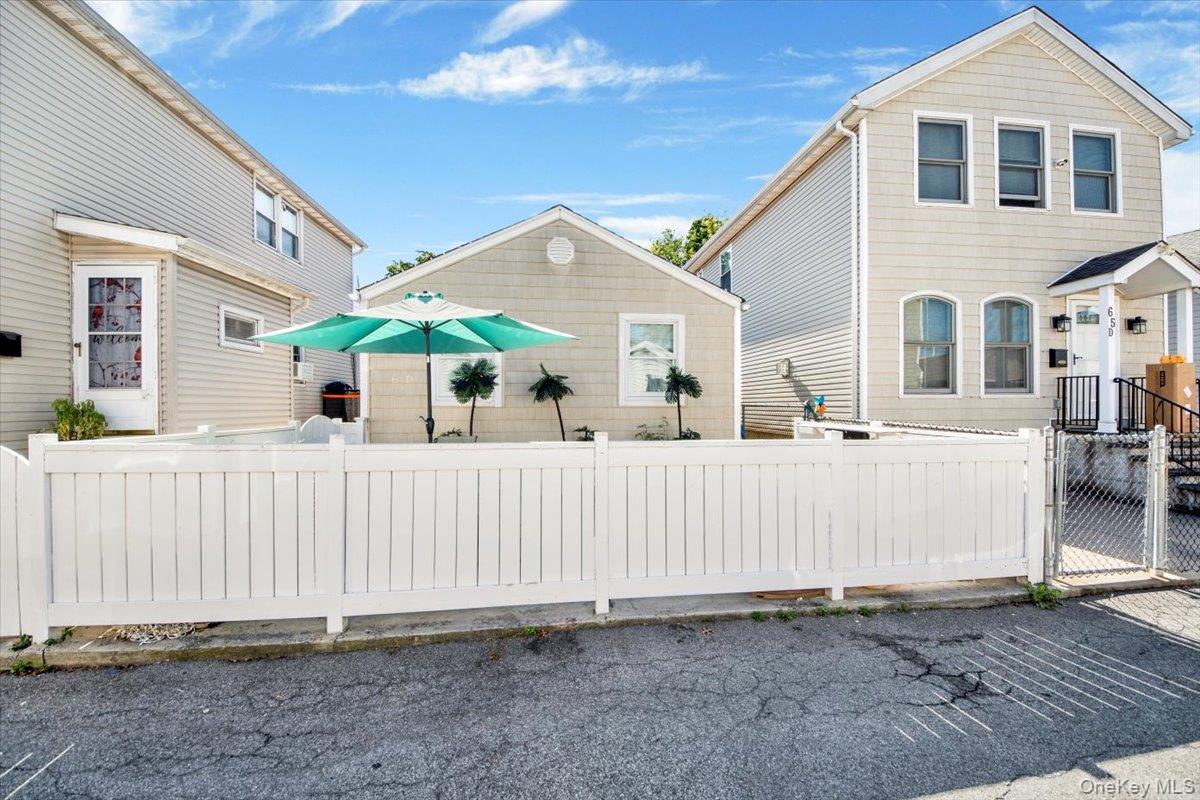 64D Edgewater Park # 64D, Bronx, NY 10465