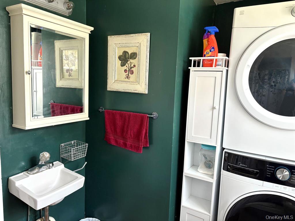 217-19 39th Avenue, Bayside, NY 11361