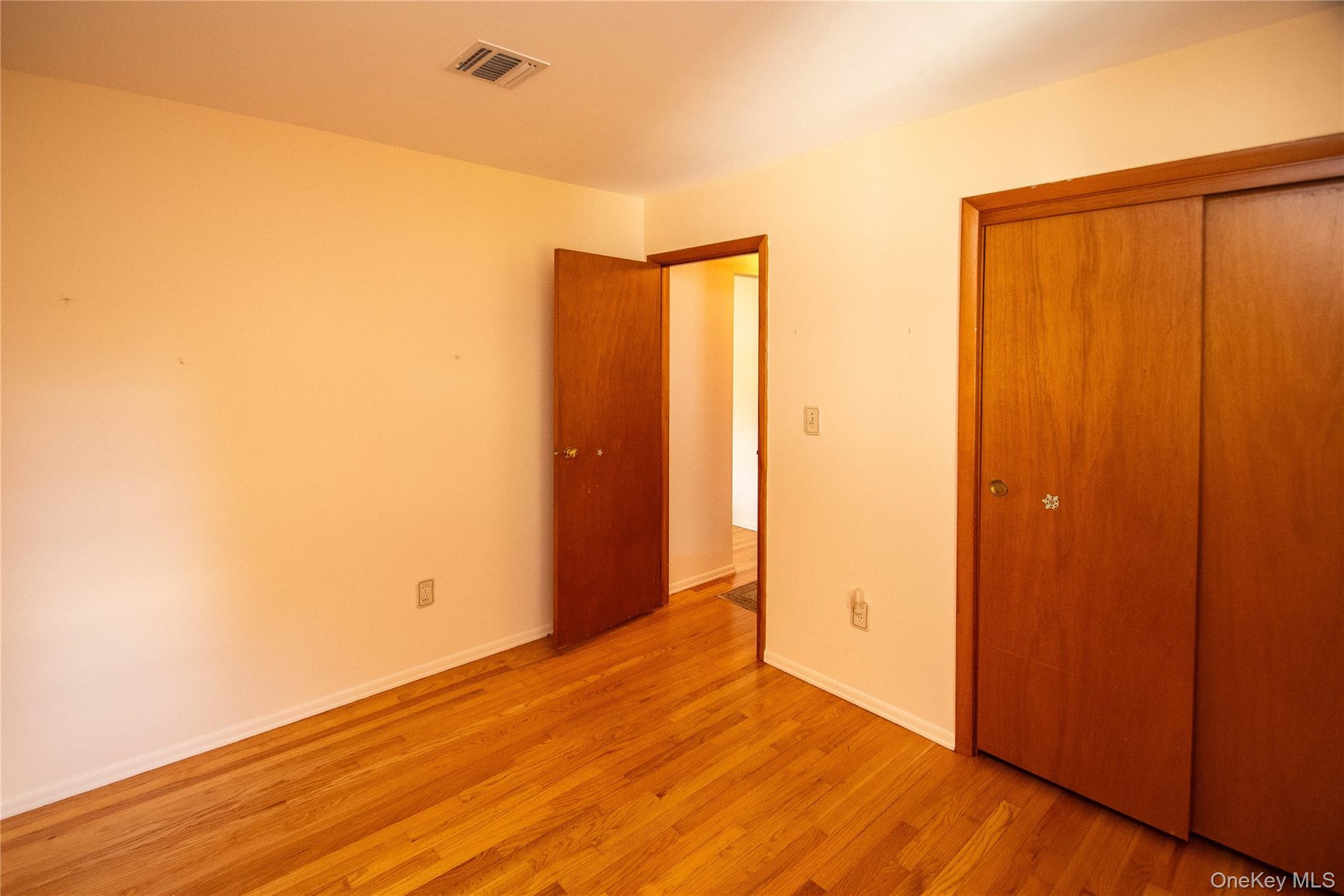 44 Lamb Avenue, Saugerties, NY 12477