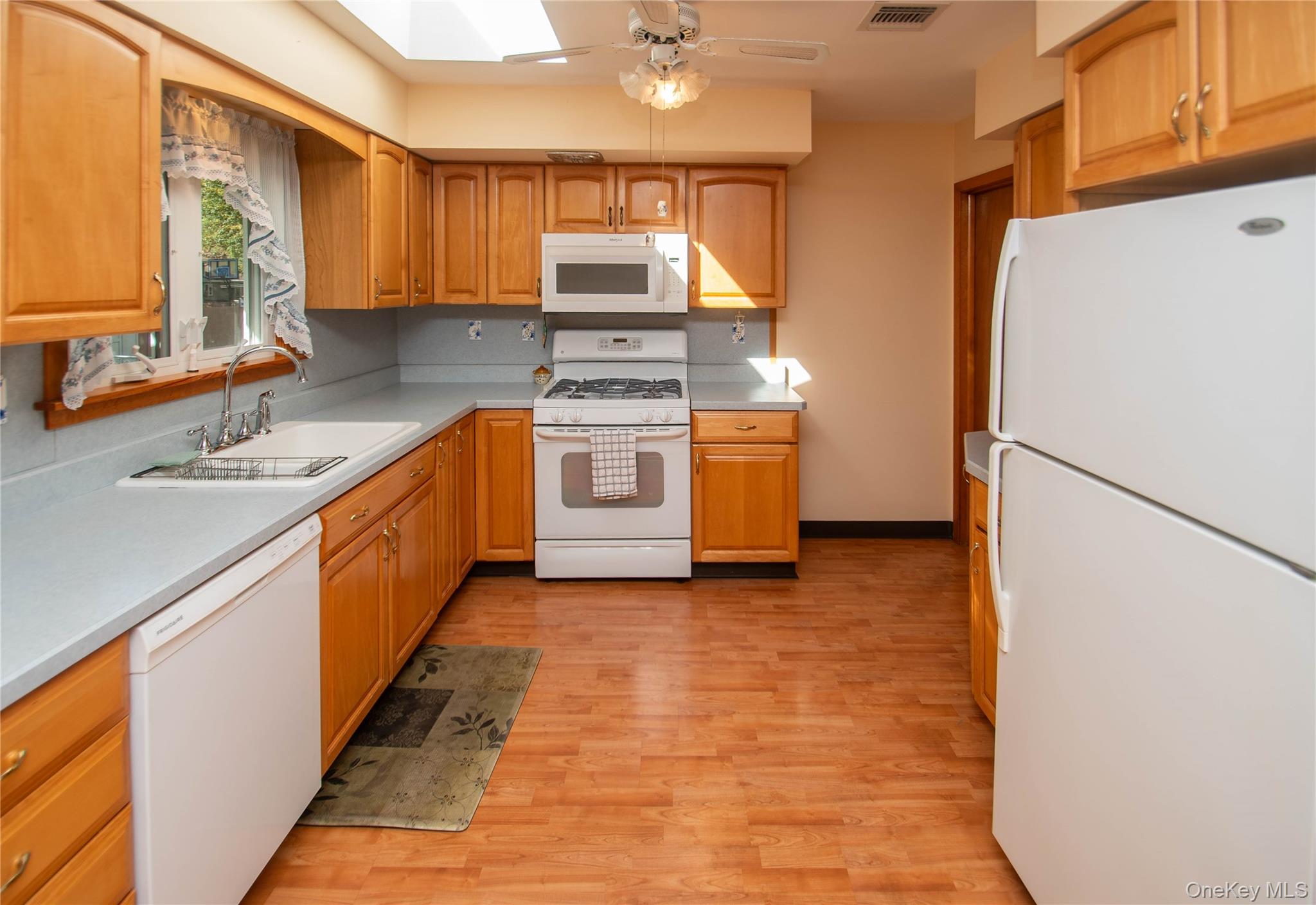 44 Lamb Avenue, Saugerties, NY 12477