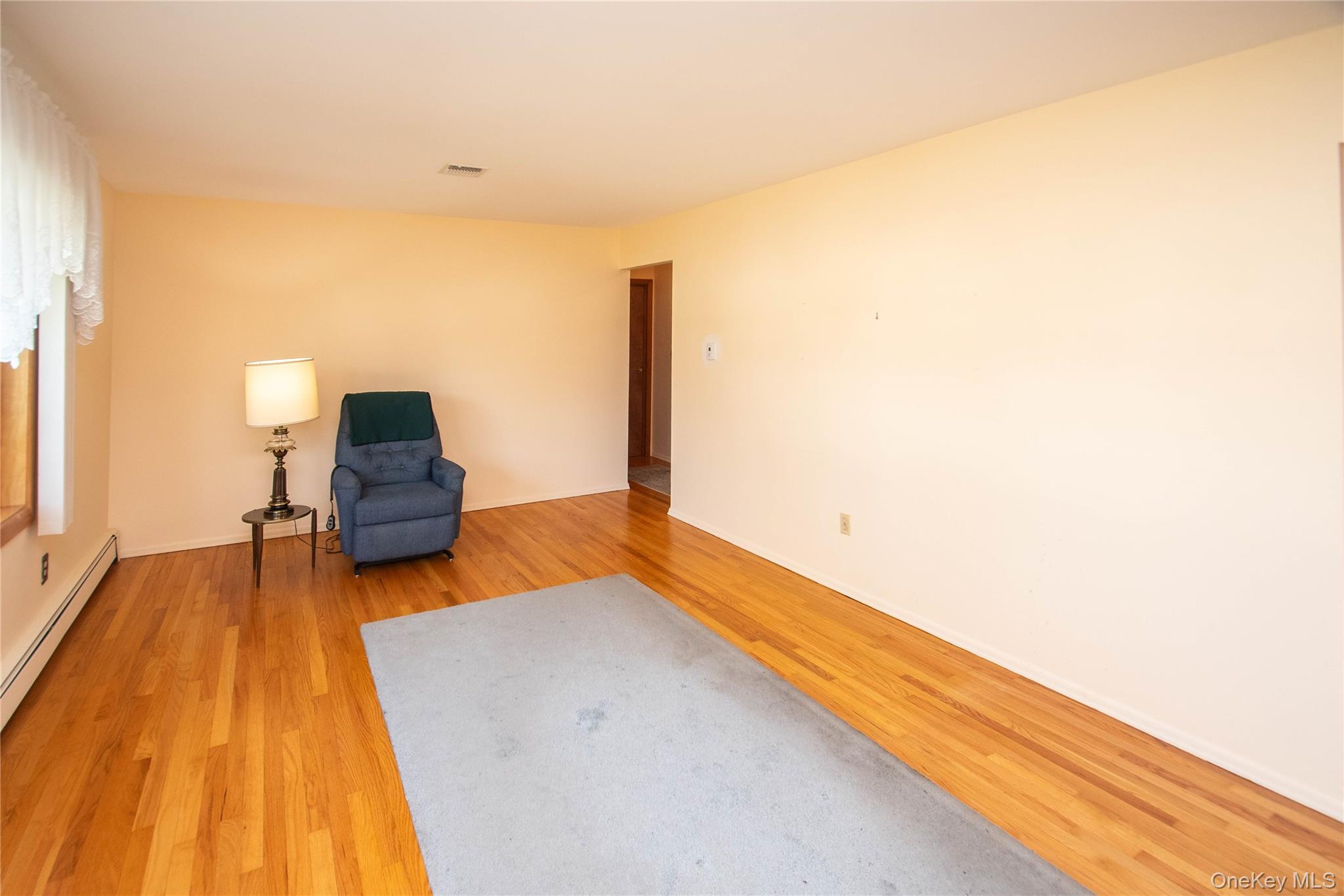 44 Lamb Avenue, Saugerties, NY 12477