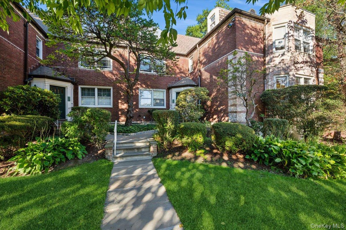 3 Campus Pl # 1C, Scarsdale, NY 10583