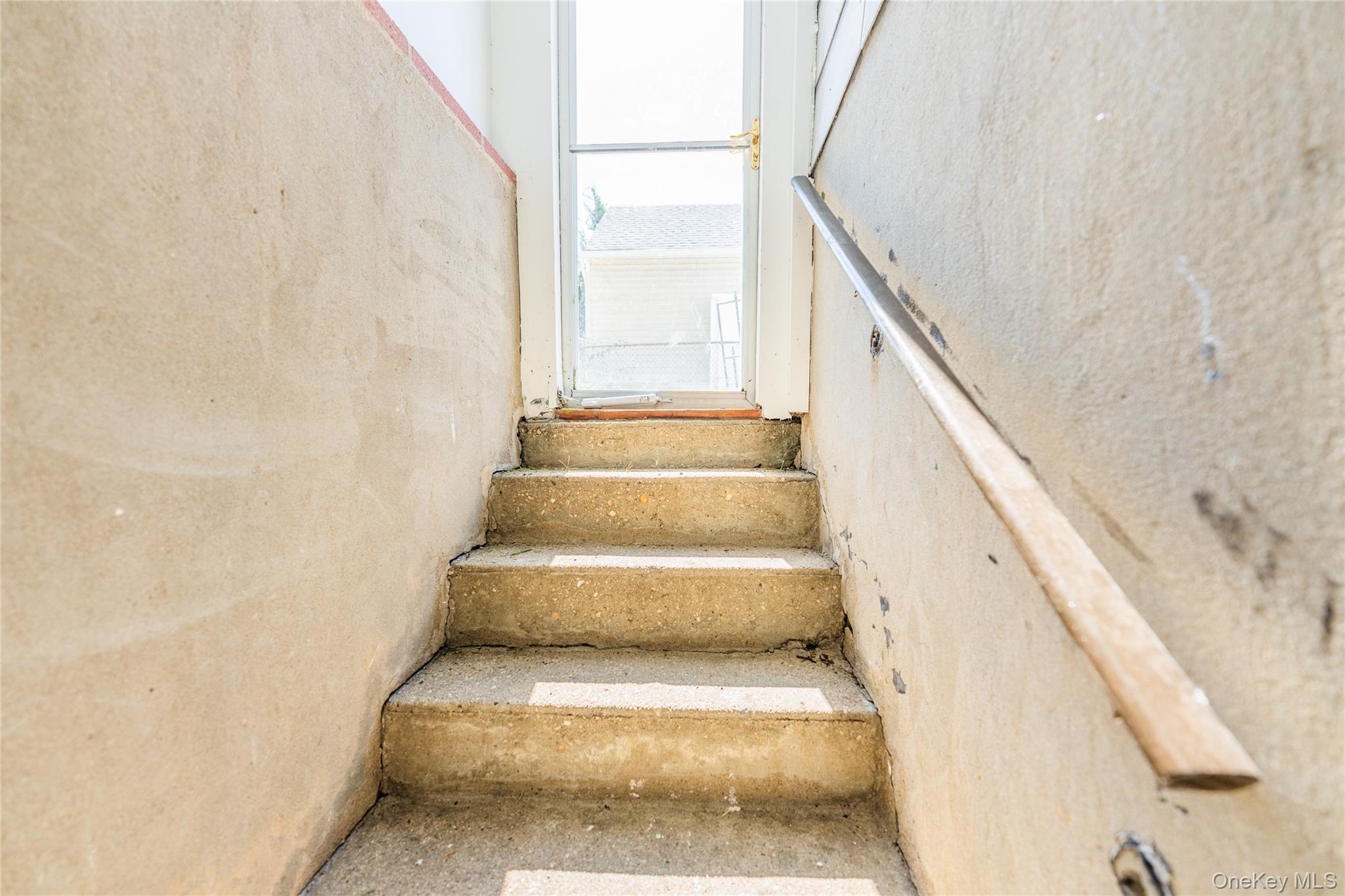 1253 Raymond Road, North Bellmore, NY 11710