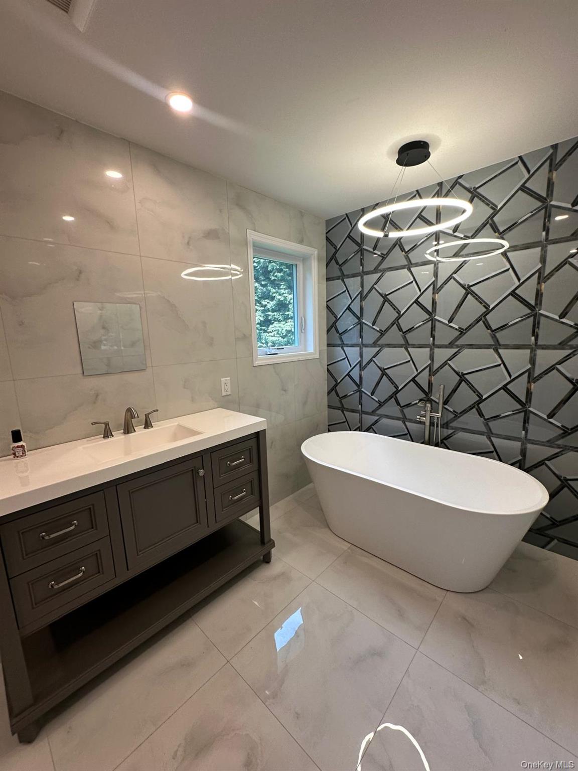 250 Blauvelt Road, Pearl River, NY 10965