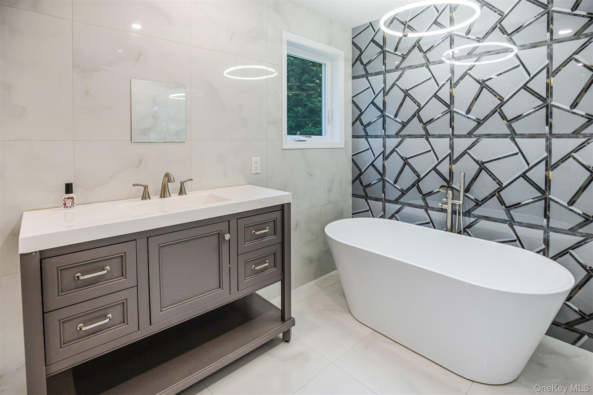 250 Blauvelt Road, Pearl River, NY 10965