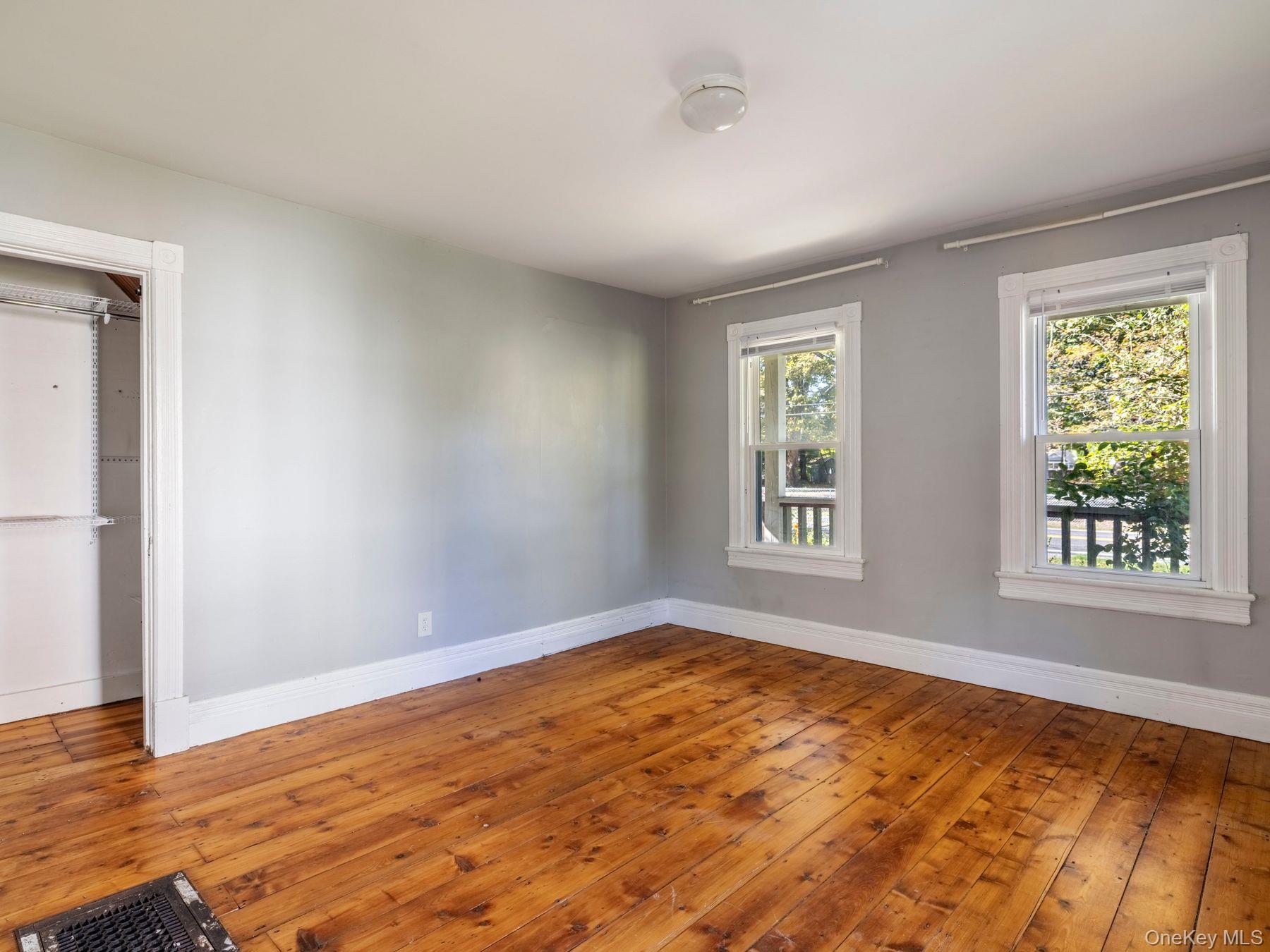 792 Springtown Road, Tillson, NY 12486