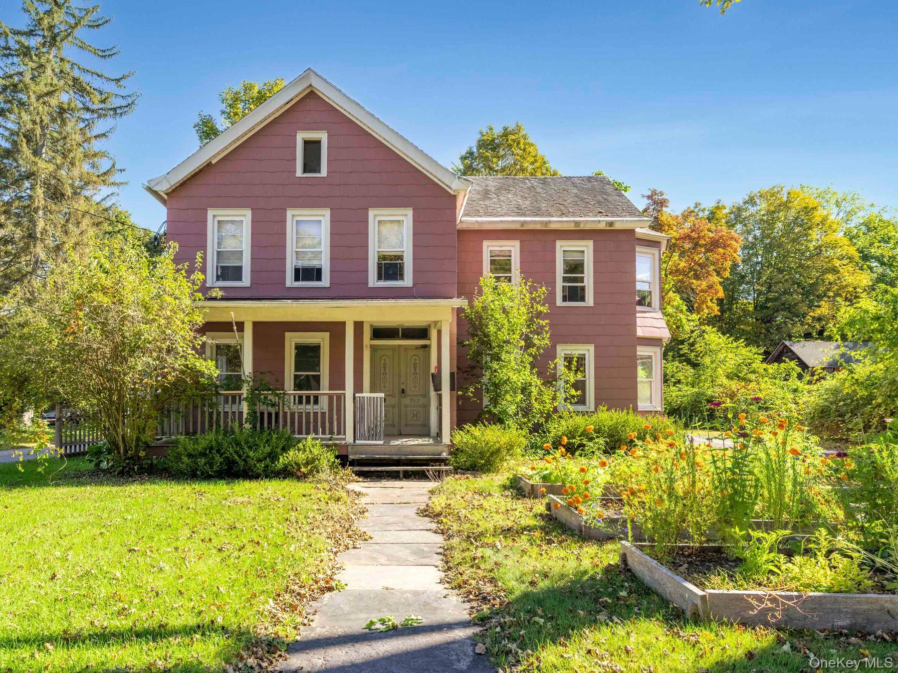 792 Springtown Road, Tillson, NY 12486