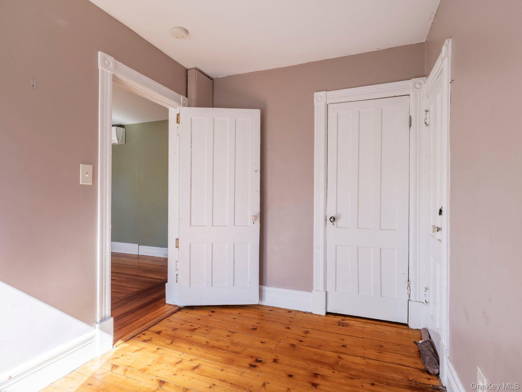 792 Springtown Road, Tillson, NY 12486