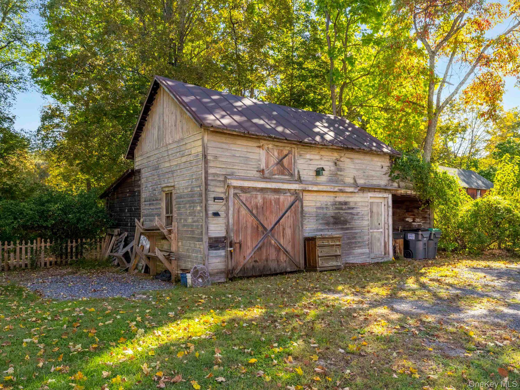 792 Springtown Road, Tillson, NY 12486