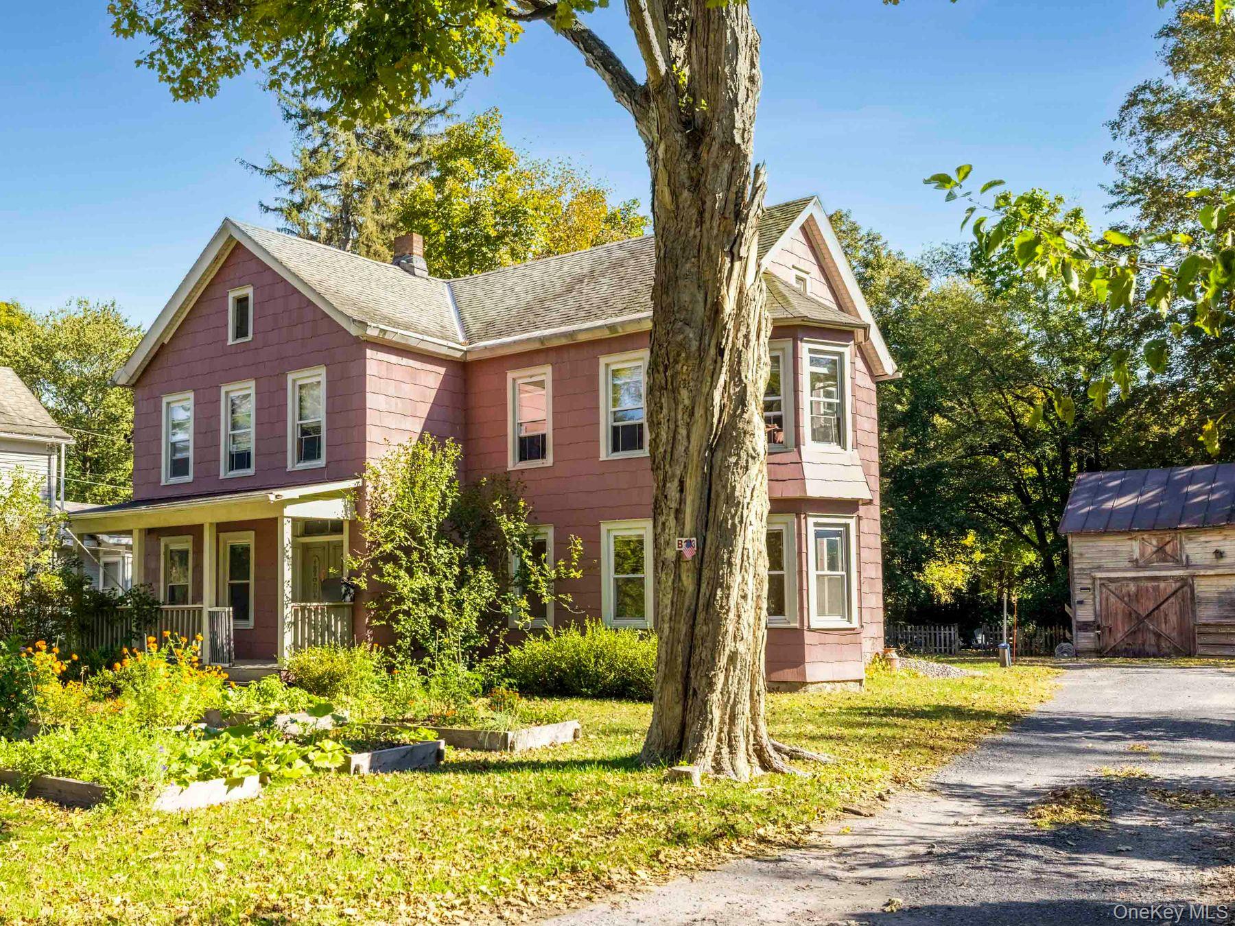 792 Springtown Road, Tillson, NY 12486