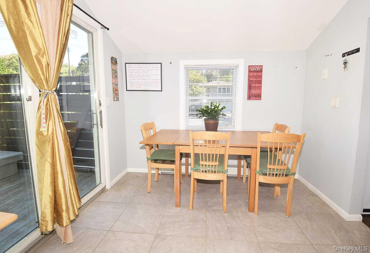 30 3rd Avenue, Huntington Station, NY 11746