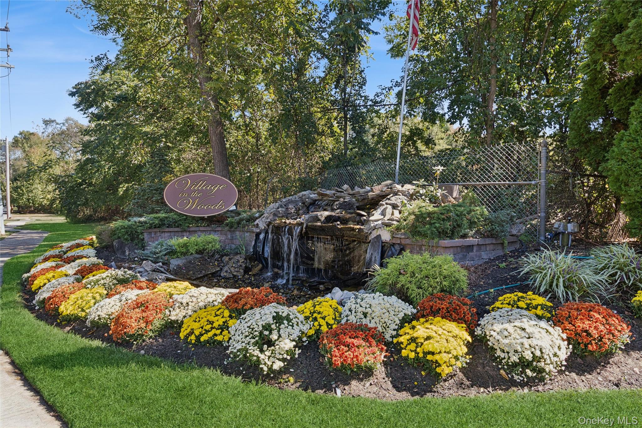 2 Dogwood Ct # 2, Selden, NY 11784