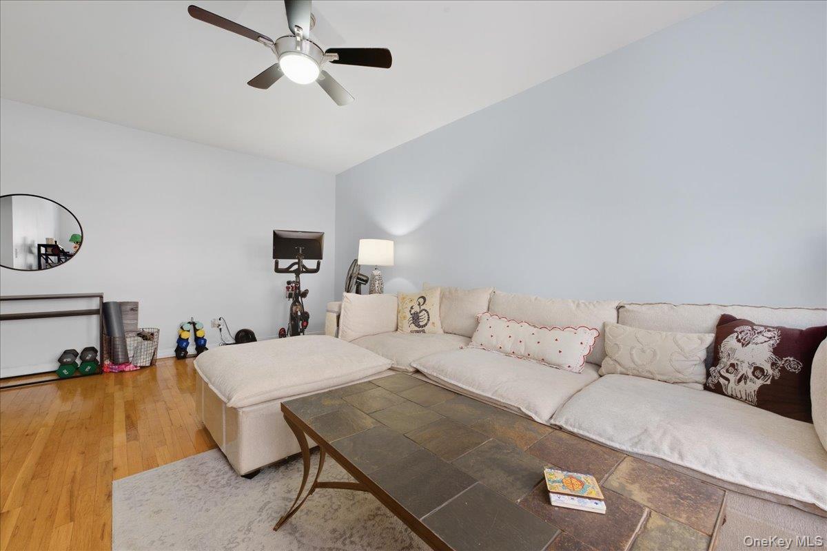 103-25 68th Avenue # 4A, Forest Hills, NY 11375