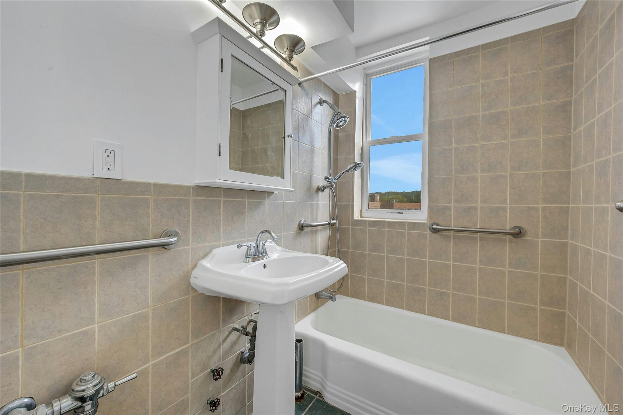 5730 Mosholu Avenue # 5F, Bronx, NY 10471