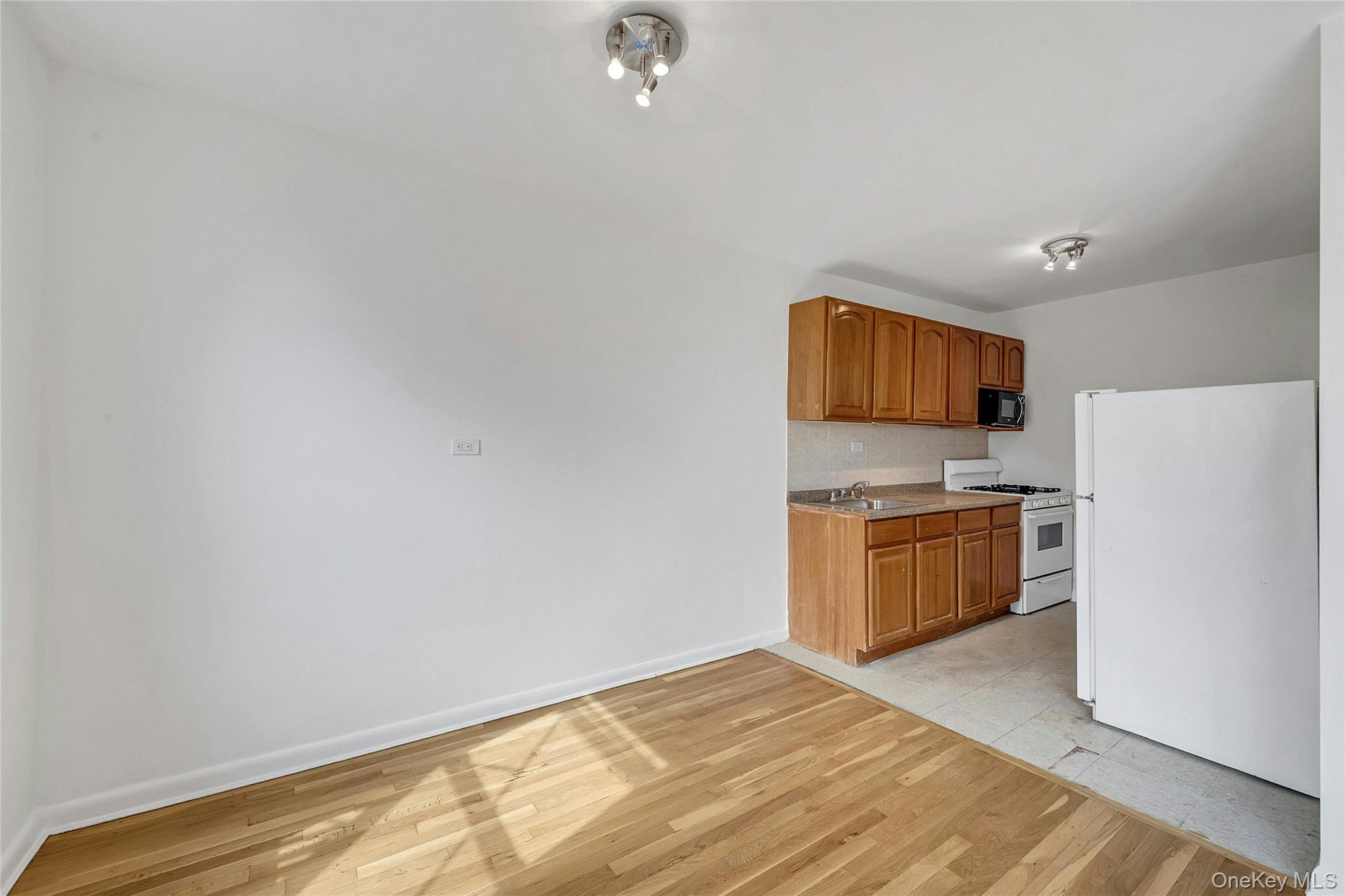 5730 Mosholu Avenue # 5F, Bronx, NY 10471
